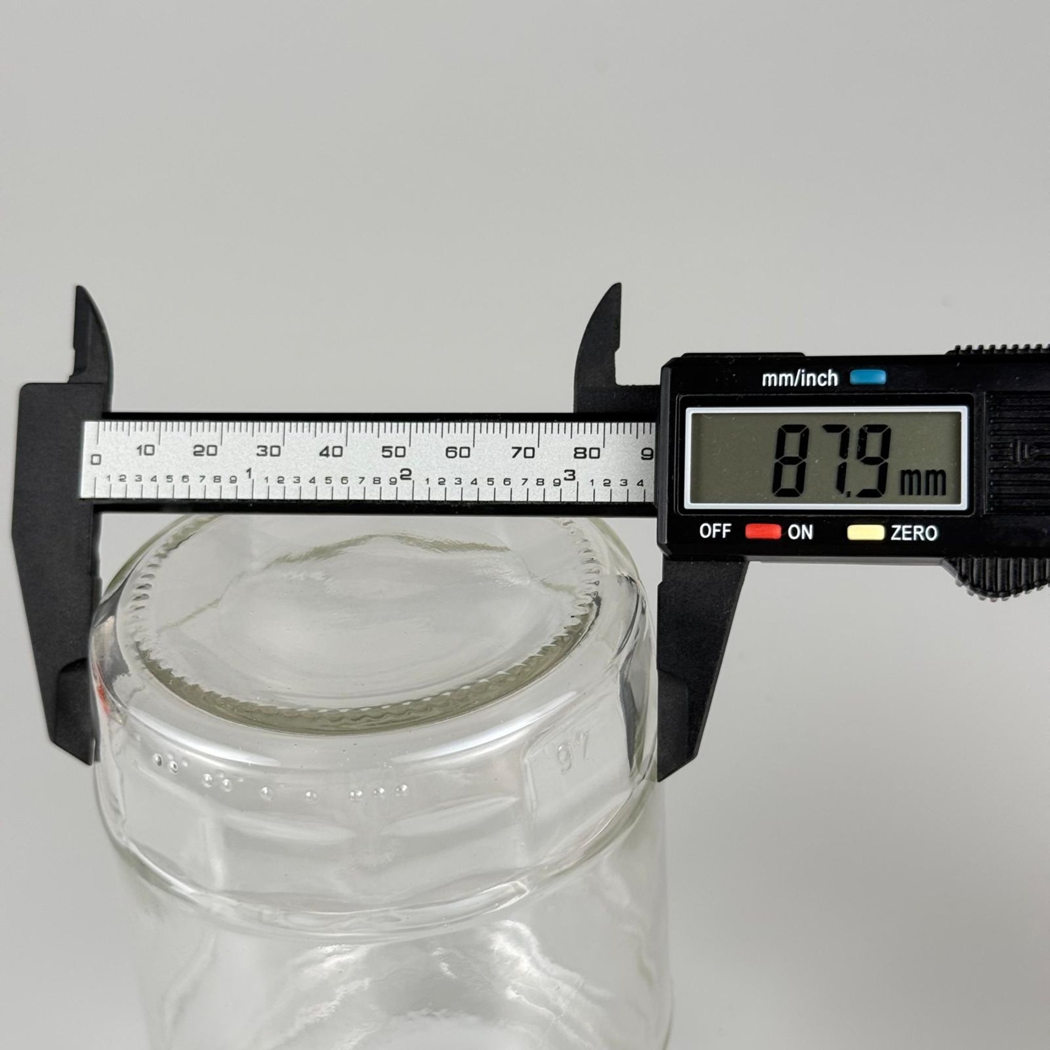 580 CC FIÇI KAVANOZ - DERİN SİYAH LÜKS METAL KAPAKLI - 580 ML FIÇI MODEL CAM KAVANOZ