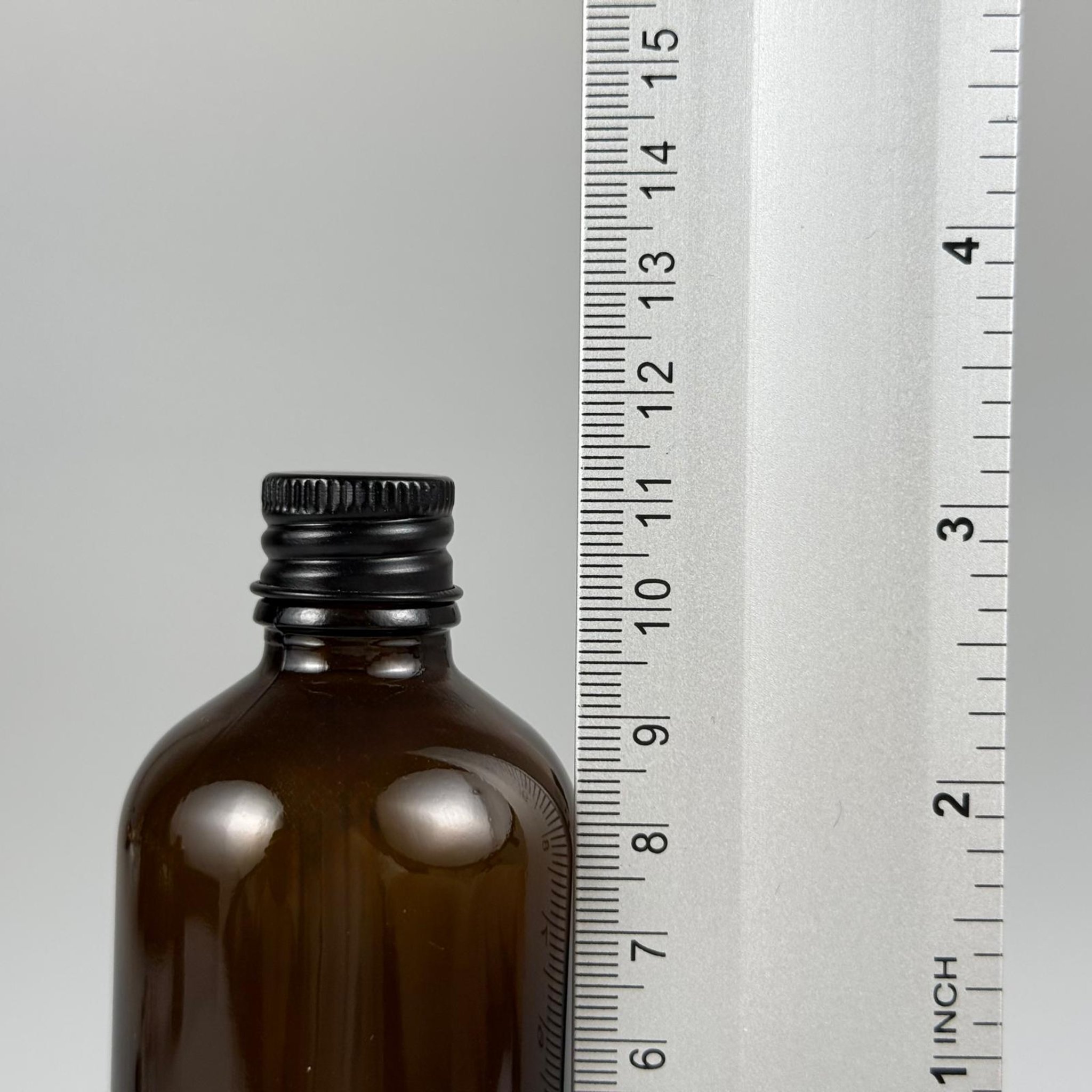 100 CC AMBER CAM ŞİŞE + KÖPÜK CONTALI SİYAH ALÜMİNYUM METAL KAPAKLI TAKIM - 100 ML KAHVERENGİ CAM ŞİŞE