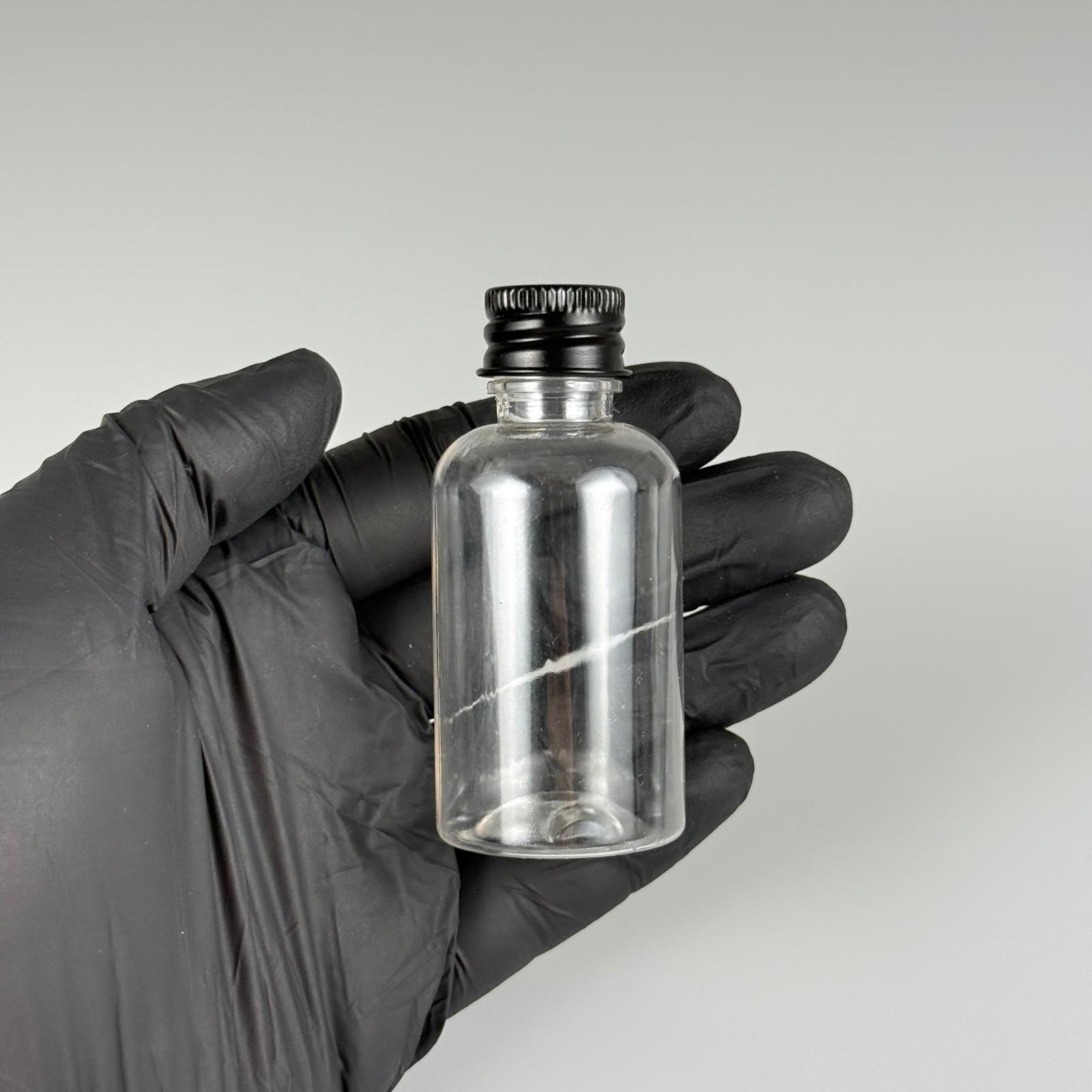 40 CC ŞEFFAF SİLİNDİR TOMBUL PET ŞİŞE + KÖPÜK CONTALI SİYAH ALÜMİNYUM METAL KAPAKLI + DAMLALIKLI KOLONYA TIPALI TIPALI TAKIM - 40 ML PLASTİK ŞİŞE