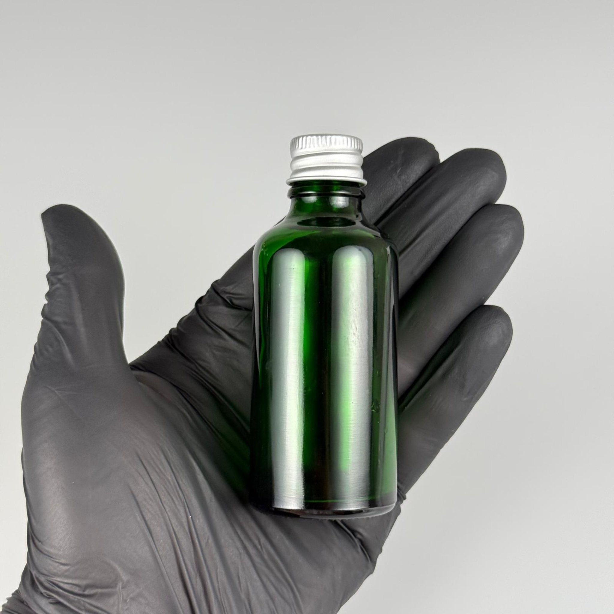 50 CC YEŞİL CAM ŞİŞE + KÖPÜK CONTALI GÜMÜŞ ALÜMİNYUM METAL KAPAKLI + KÖR TIPALI TAKIM - 50 ML YEŞİL CAM ŞİŞE