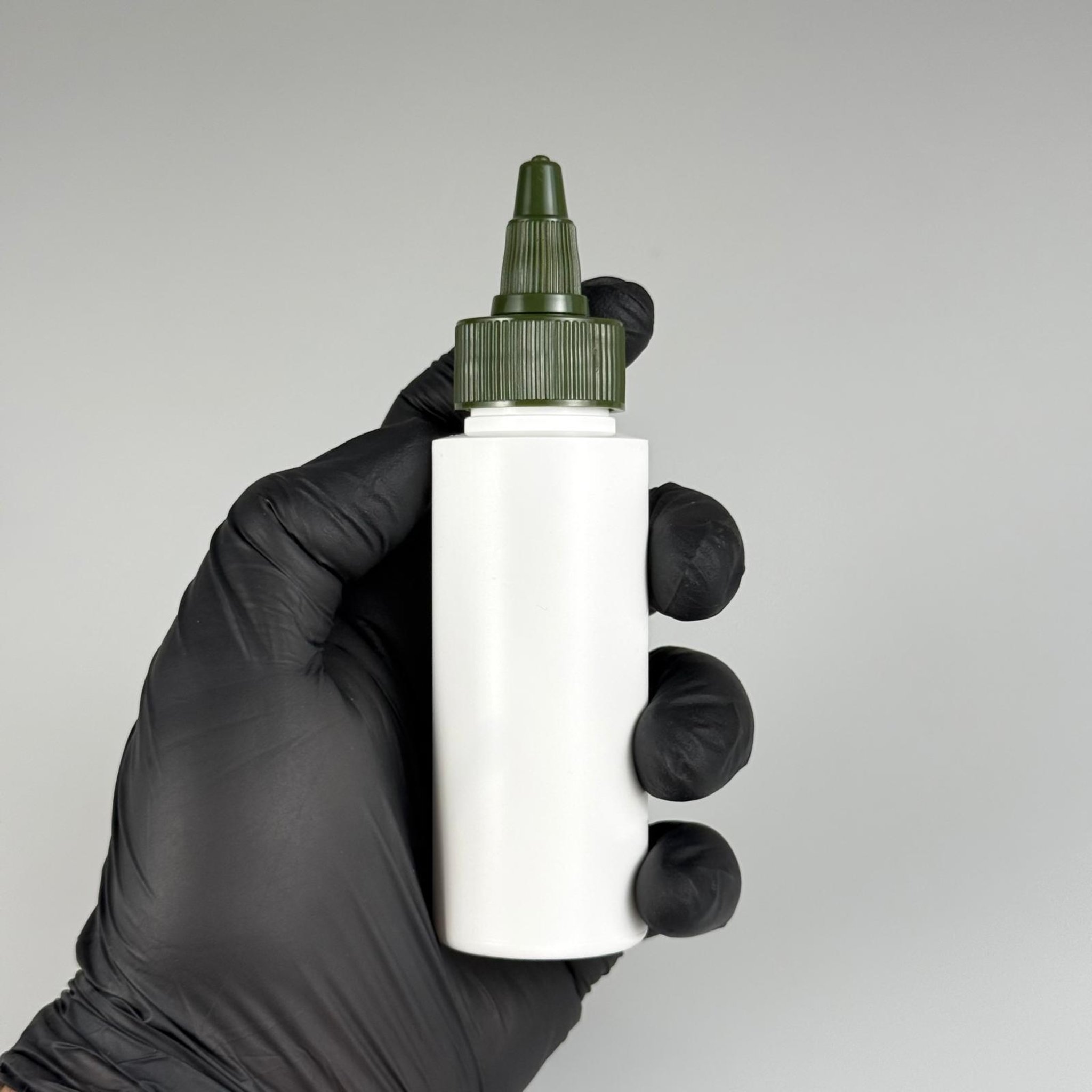 YAĞ, SOS, ACI SOS, SİRKE, SRIRACHA, MÜREKKEP, TUTKAL AKITICI VB BOŞ ŞİŞELERİ - YEŞİL SİVRİ TWİST ASANSÖR AKITICI KAPAK + 50 ML BEYAZ POLİETİLEN PLASTİK ŞİŞE TAKIM