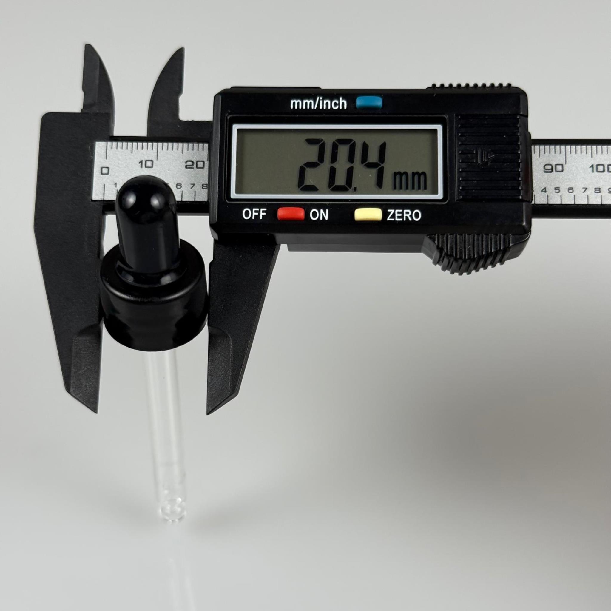 18 MM CAM DAMLALIKLI TAKIM - SİYAH EMZİK +  DELİKLİ PLASTİK DÜZ SİYAH KAPAK + 77 MM CAM PİPET