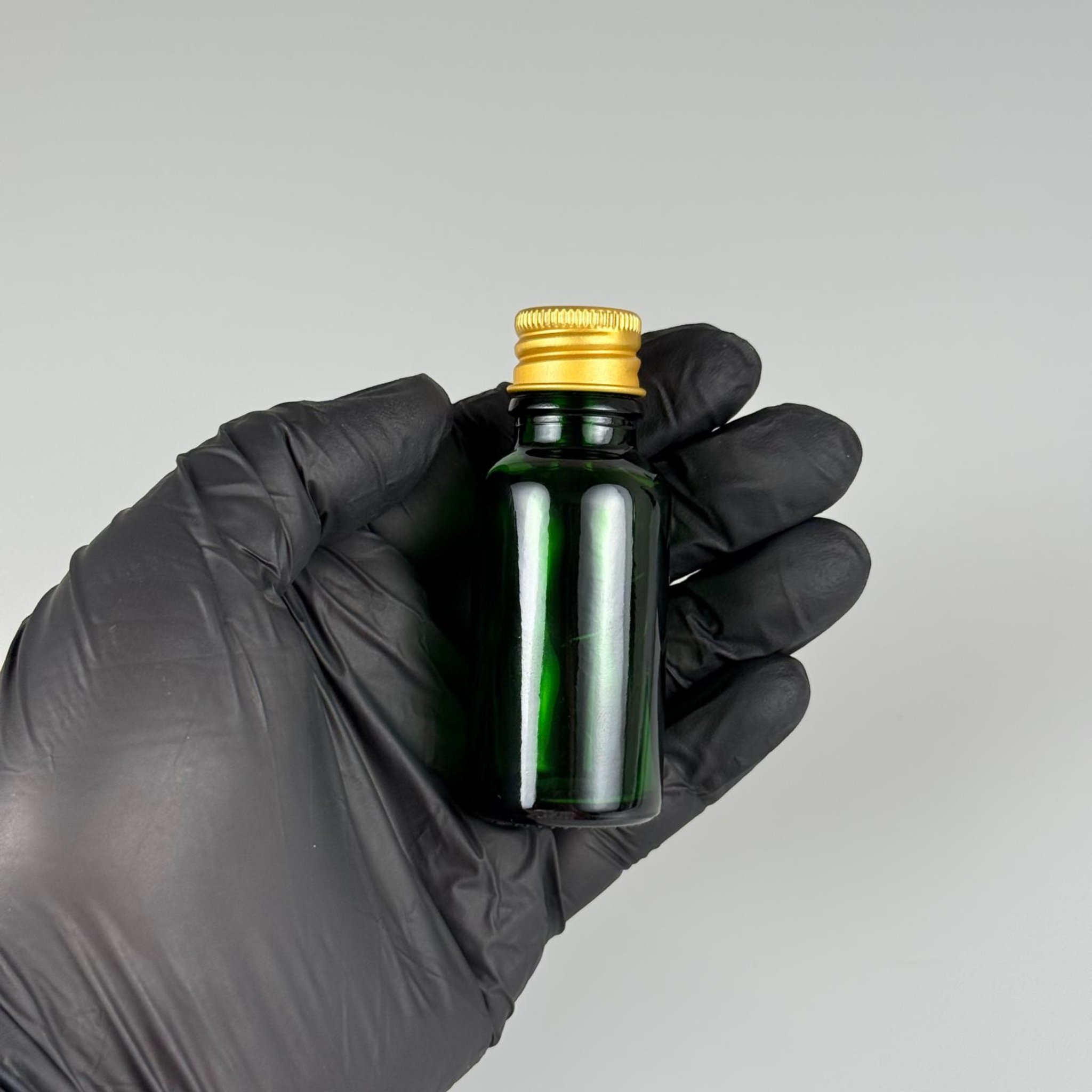 20 CC YEŞİL CAM ŞİŞE + KÖPÜK CONTALI GOLD ALÜMİNYUM METAL KAPAKLI + KÖR TIPALI TAKIM - 20 ML YEŞİL CAM ŞİŞE