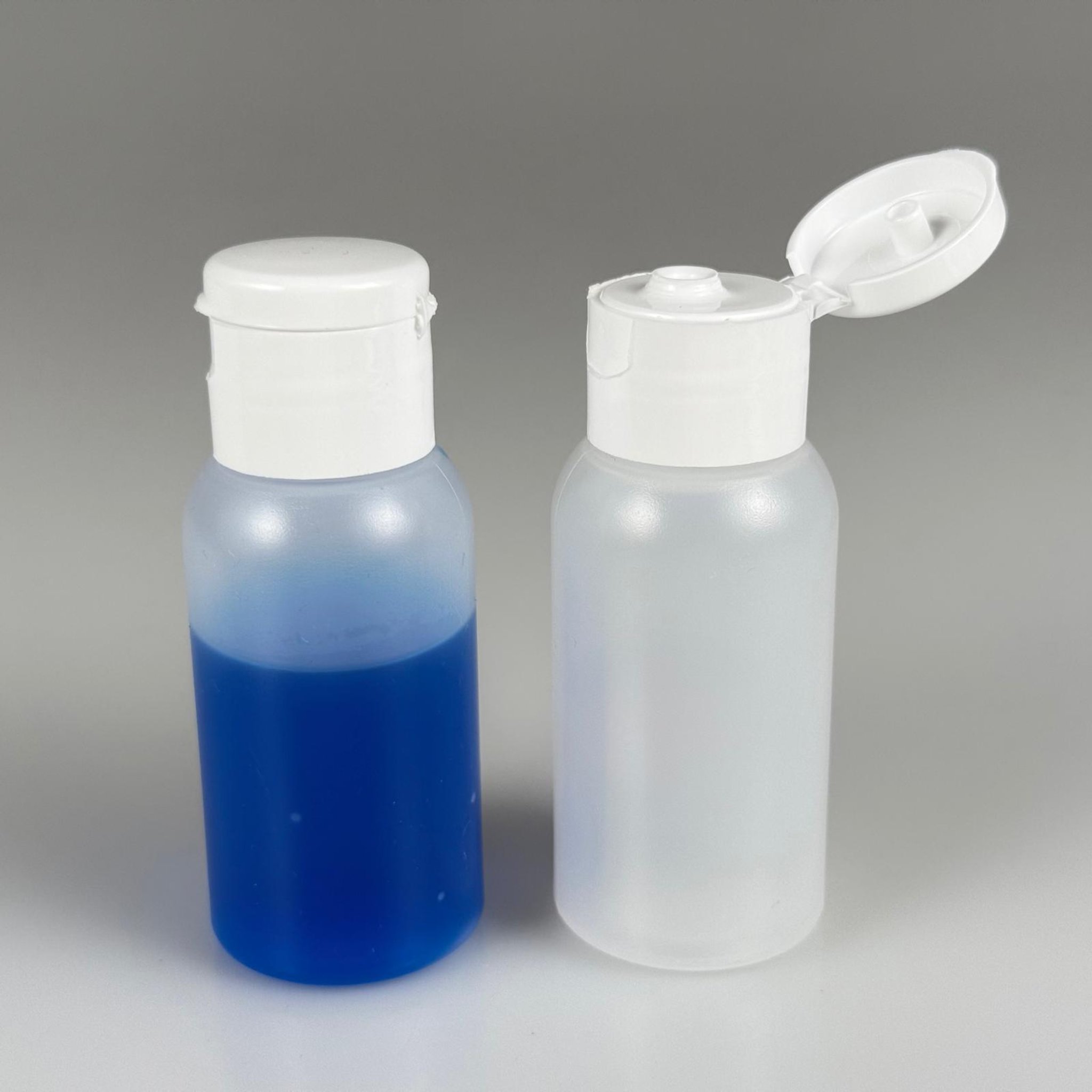 50 ML SIKILABİLİR YUMUŞAK POLİETİLEN PE PLASTİK ŞİŞE - BEYAZ FLİPTOP AKITICI ŞAMPUAN KAPAKLI - 50 cc sos, yağ, kartuş, mürekkep vb için boş şişeler