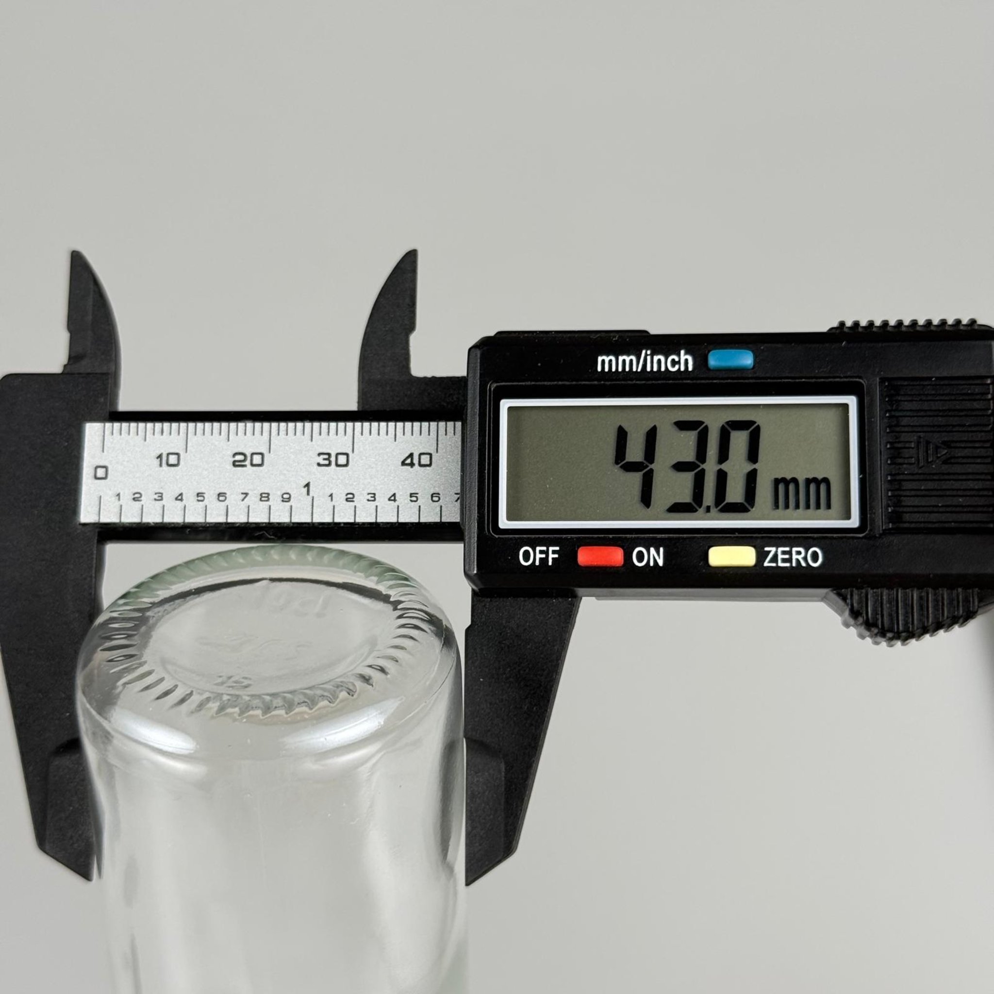 100 CC ŞEFFAF CAM BOĞUMLU SOS ŞİŞESİ + SİYAH ALÜMİNYUM METAL KAPAKLI TAKIM - 100 ML SOS ŞİŞESİ