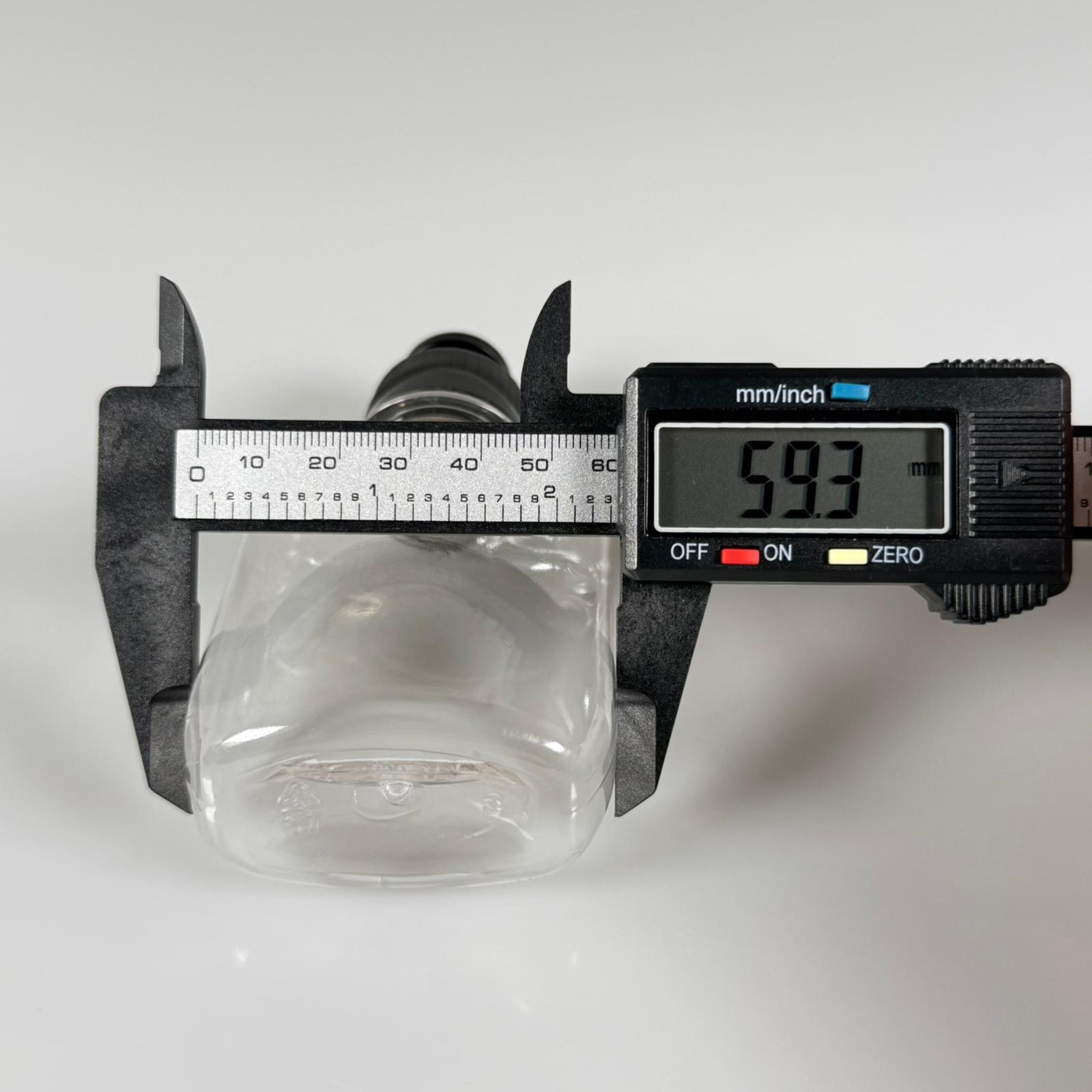 100 CC YASSI PET ŞİŞE - SİYAH PUSH PULL KAPAKLI - 100 ML PET ŞİŞE KALIN (15 GR)