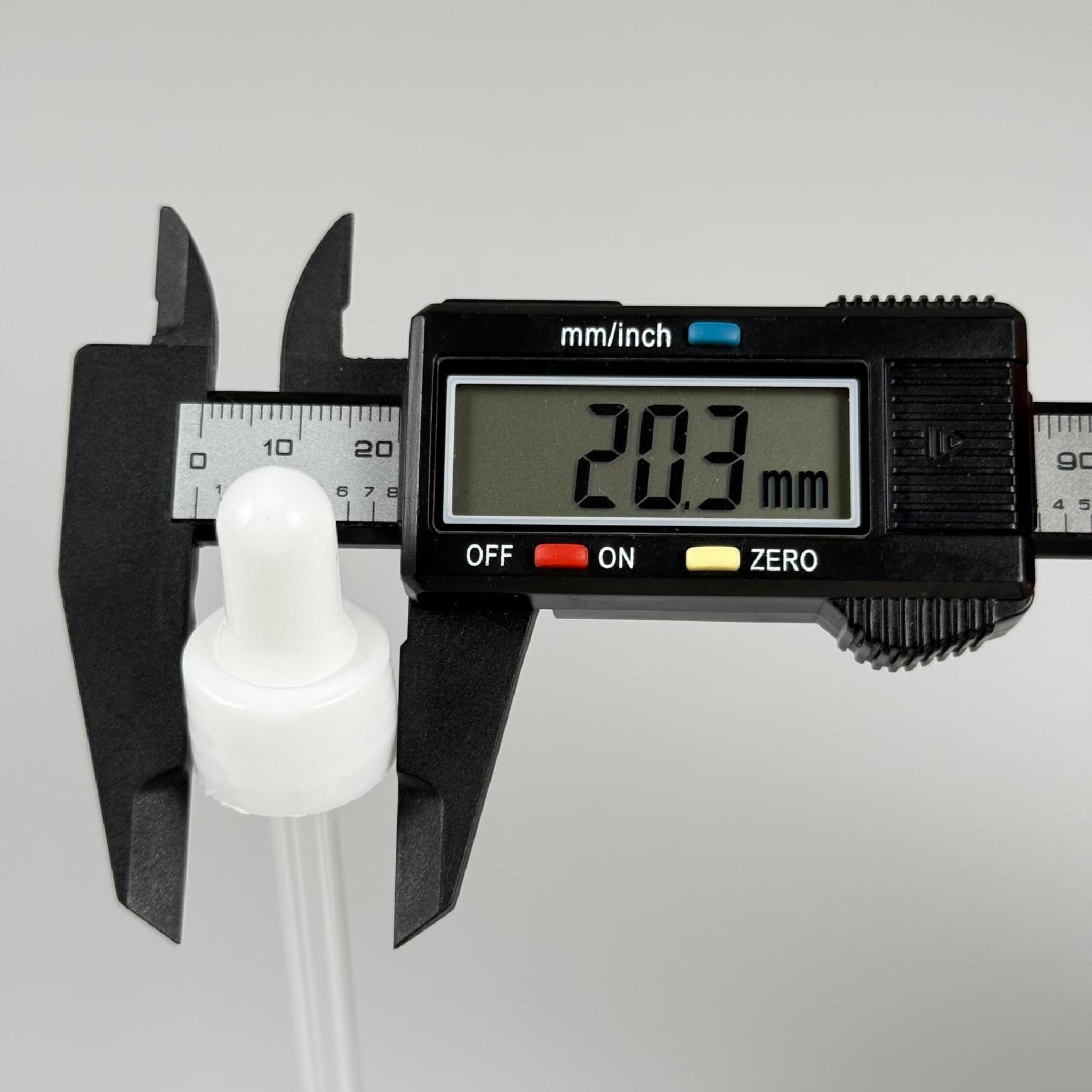 18 MM CAM DAMLALIKLI TAKIM - BEYAZ EMZİK +  DELİKLİ PLASTİK DÜZ BEYAZ KAPAK + 110 MM CAM PİPET