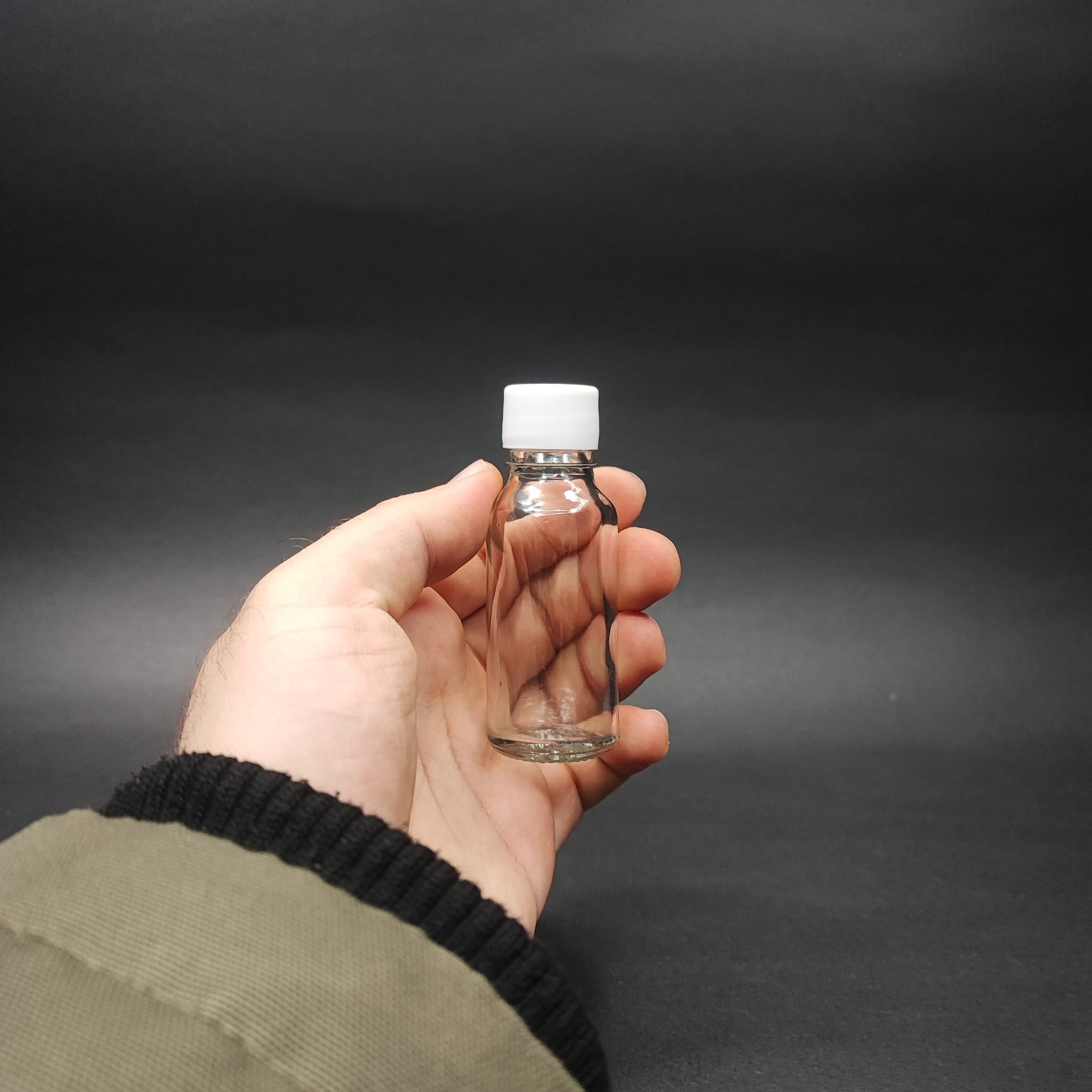 20 CC ŞEFFAF CAM ŞİŞE + KENDİNDEN CONTALI SIZDIRMAZ BEYAZ KAPAK - 20 ML KAPAKLI CAM ŞİŞE