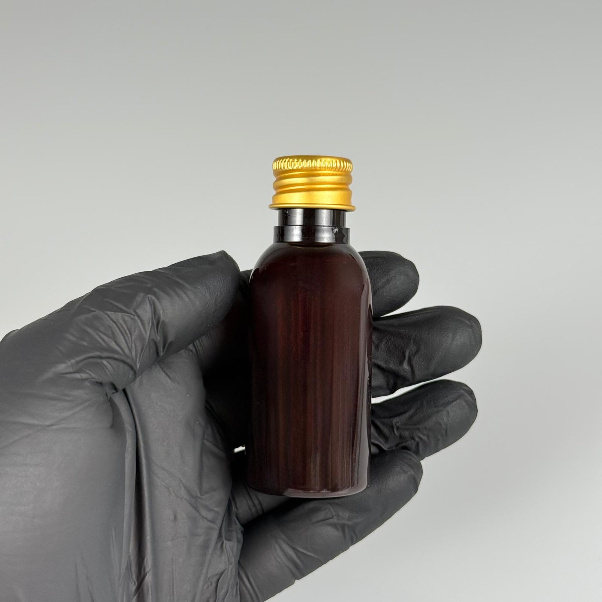35 CC AMBER PET ŞİŞE - KÖPÜK CONTALI GOLD ALÜMİNYUM METAL KAPAKLI TAKIM - 35 ML KAHVERENGİ PET ŞİŞE