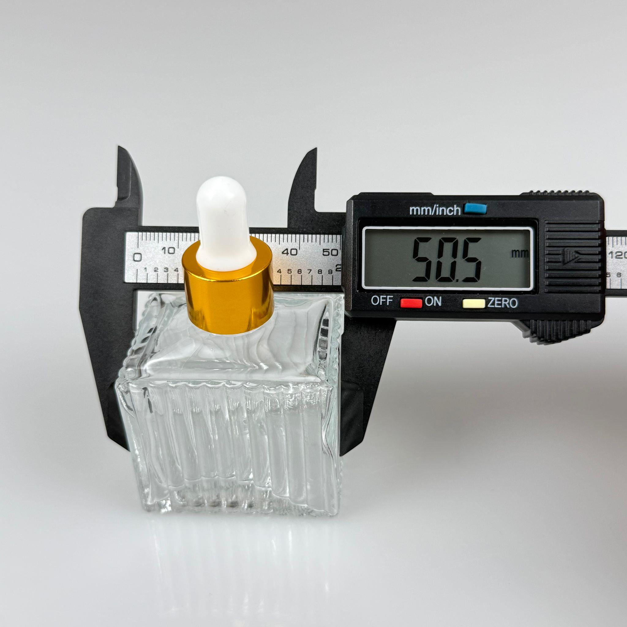 50 CC KÖŞELİ DESENLİ ÇİZGİLİ PRESTİJLİ CAM DAMLALIKLI ŞİŞE - BEYAZ EMZİK - GOLD METALİK KAPAK - 50 ML CAM DAMLALIKLI ŞİŞE - DAMLALIKLI BOŞ ŞİŞE