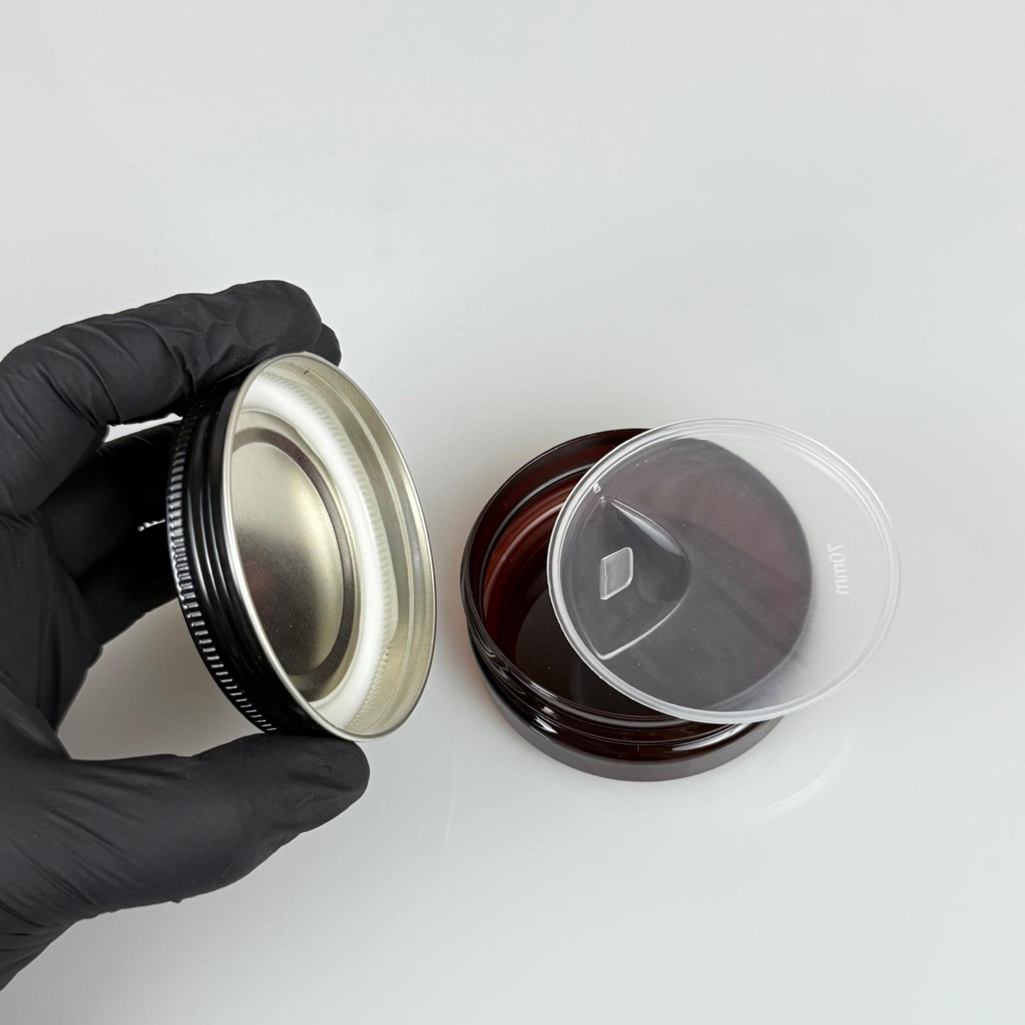 50 ML SERT PET KAVANOZ + SİYAH METAL KAPAK + İÇ TIPA - 50 CC KALIN AMBER PLASTİK KAVANOZ SİYAH METAL KAPAKLI İÇ TIPALI TAKIM - KREM KAVANOZLARI
