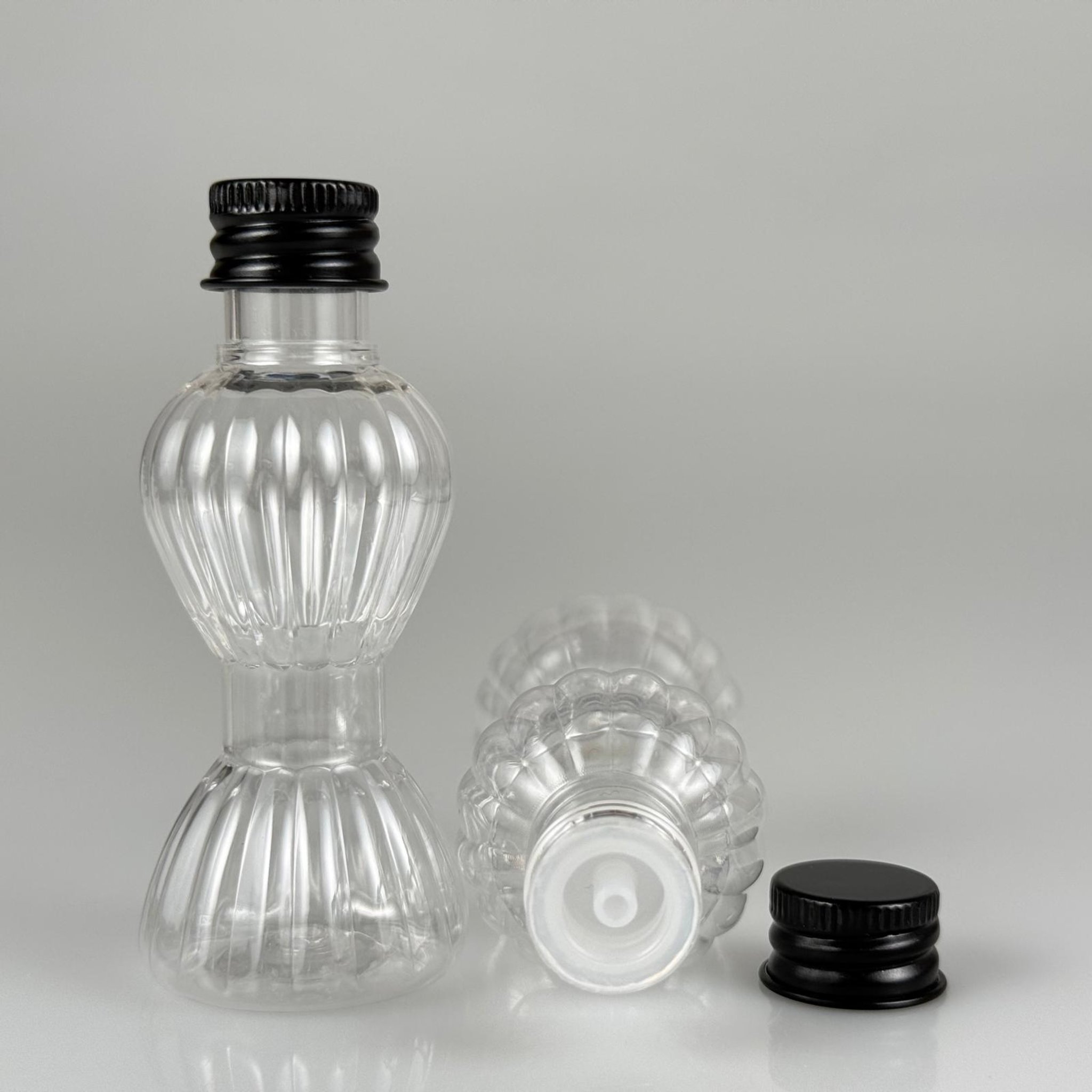 40 CC MİNİ PIRLANTA ŞİŞE + KÖPÜK CONTALI SİYAH ALÜMİNYUM METAL KAPAKLI + DAMLALIKLI KOLONYA TIPALI TIPALI TAKIM - 40 ML CAMPET ŞİŞE