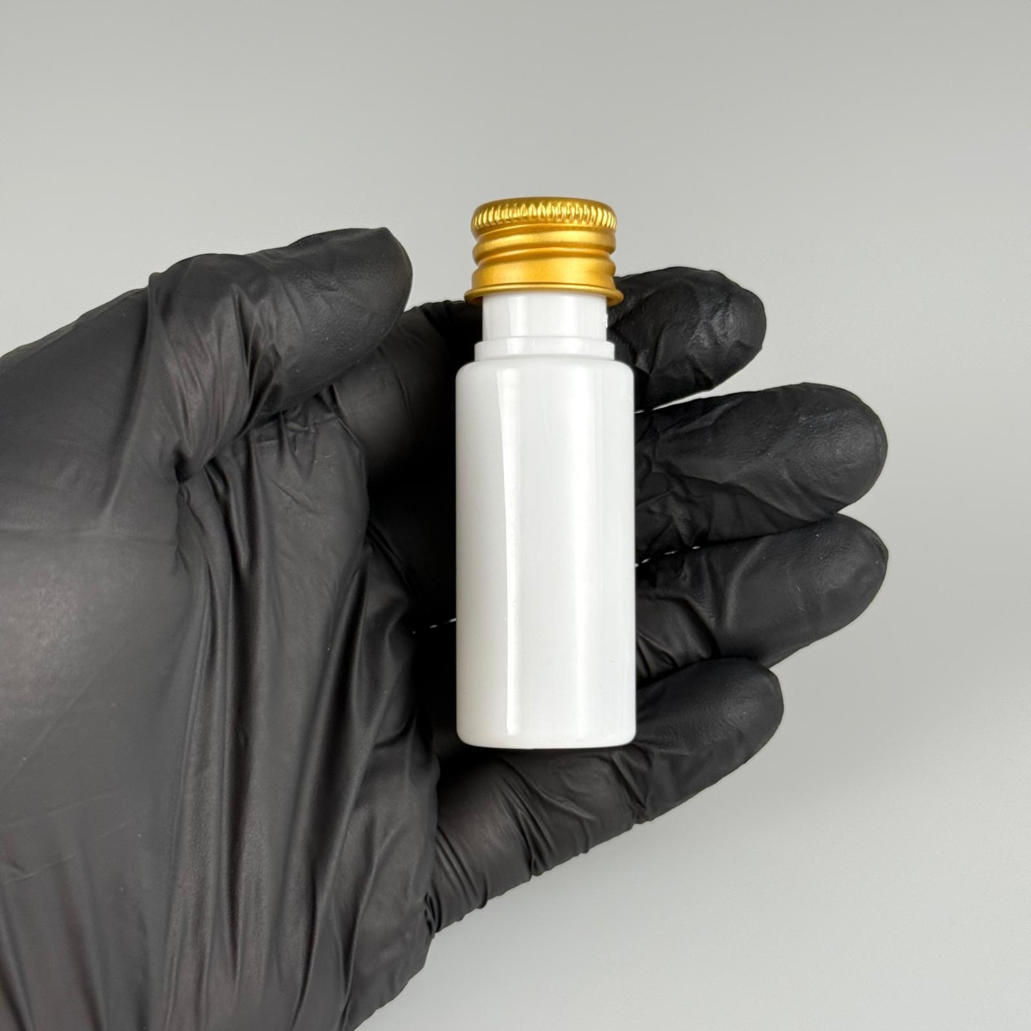 15 CC BEYAZ SİLİNDİR PET ŞİŞE + KÖPÜK CONTALI GOLD ALÜMİNYUM METAL KAPAKLI + KÖR TIPALI TAKIML - 15 ML BEYAZ PET ŞİŞE