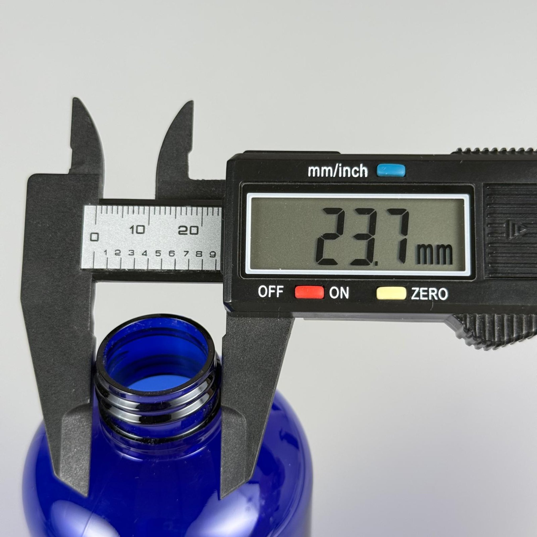 250 CC MAVİ ZEYNEP MODEL PET ŞİŞE (24 GR) 24 MM GÖN