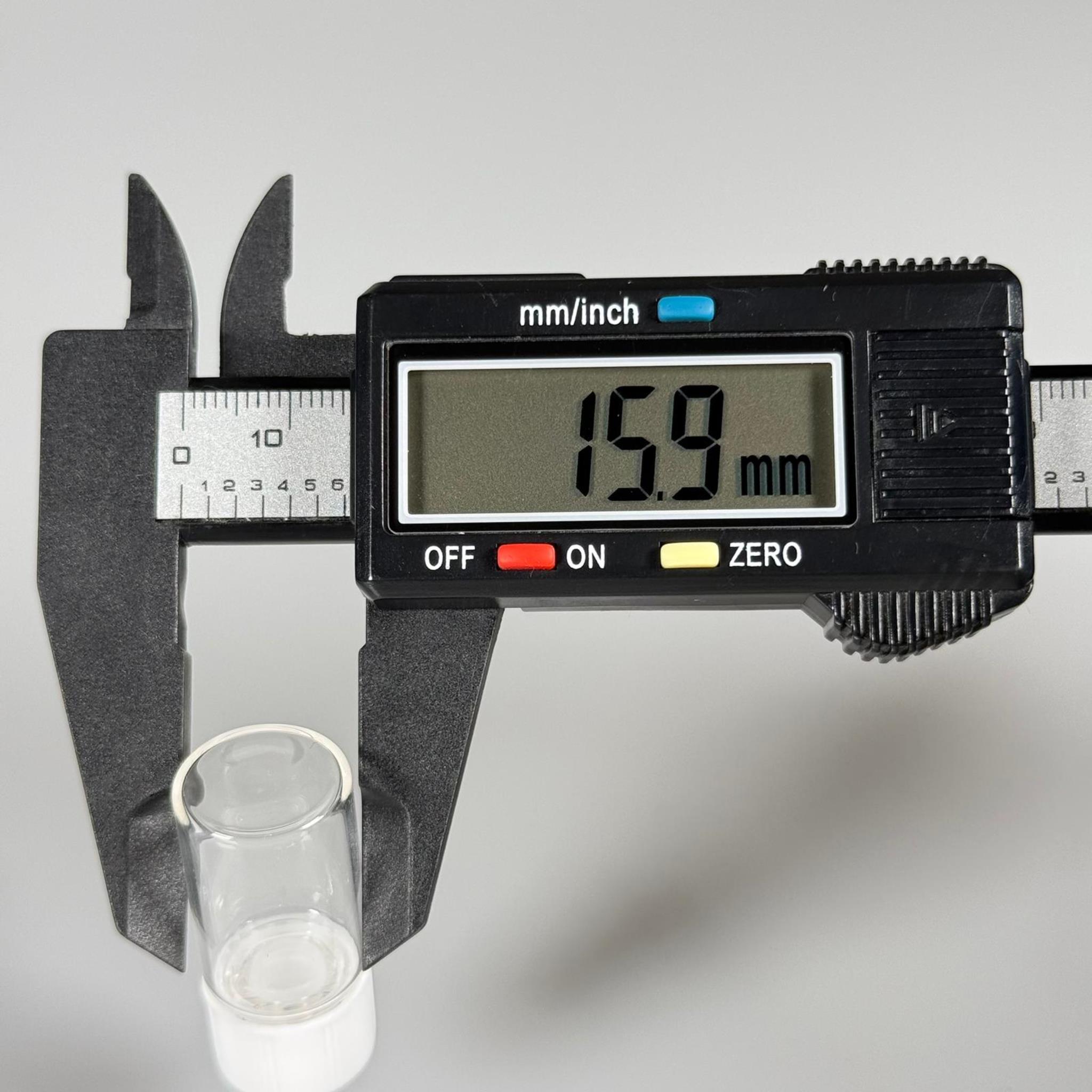 3 CC ŞEFFAF İNCE CAM ŞİŞE - BEYAZ KAPAKLI + İÇTEN DAMLALIKLI - 3 ML CAM ŞİŞE