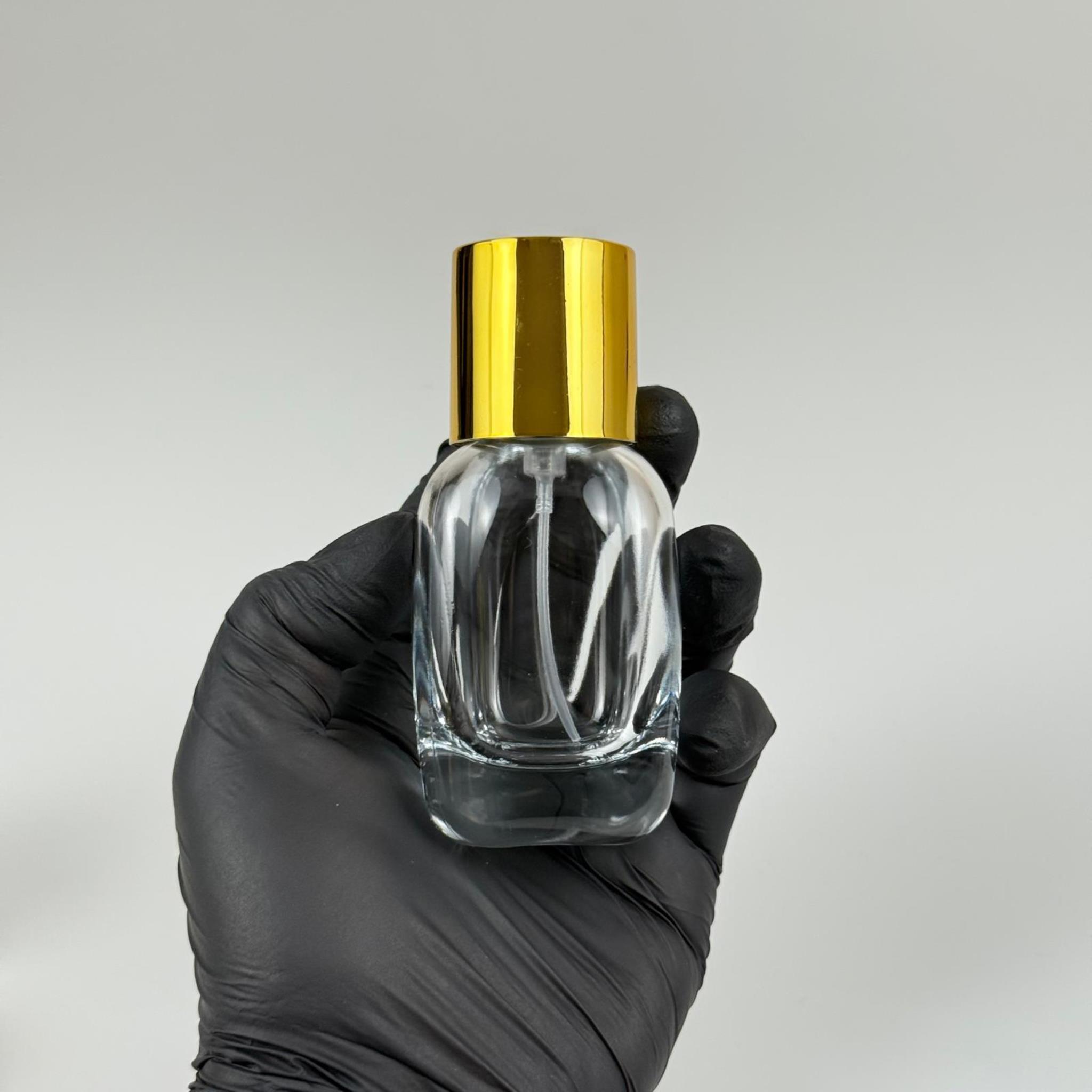 50 ML SİLİNDİR MODEL CORE PARFÜM ŞİŞESİ - SİYAH METAL SPREYLİ + GOLD GENİŞ KAPAKLI (AĞIZ 15 MM GEÇME KOLAY KAPAMA)