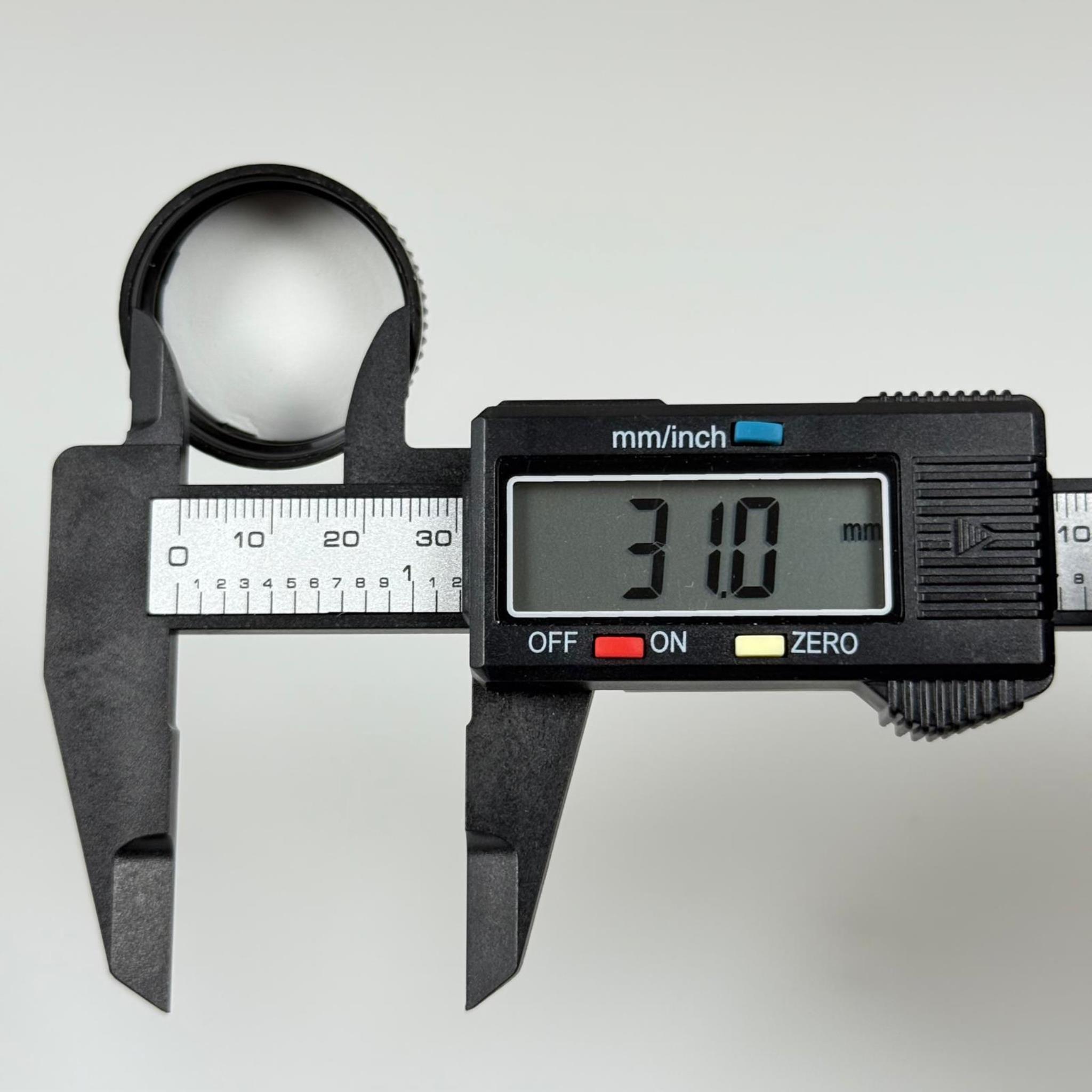 31 MM VİDALI PLASTİK KAPAK SİYAH - KÖPÜK CONTALI (MARASKA, DORİKA.  KULPLU GALON ŞİŞE - VİDALILAR UYUMLU) - bericap SK 31.5/16 PE/PVDC SIYAH 240 (BANTSIZ)