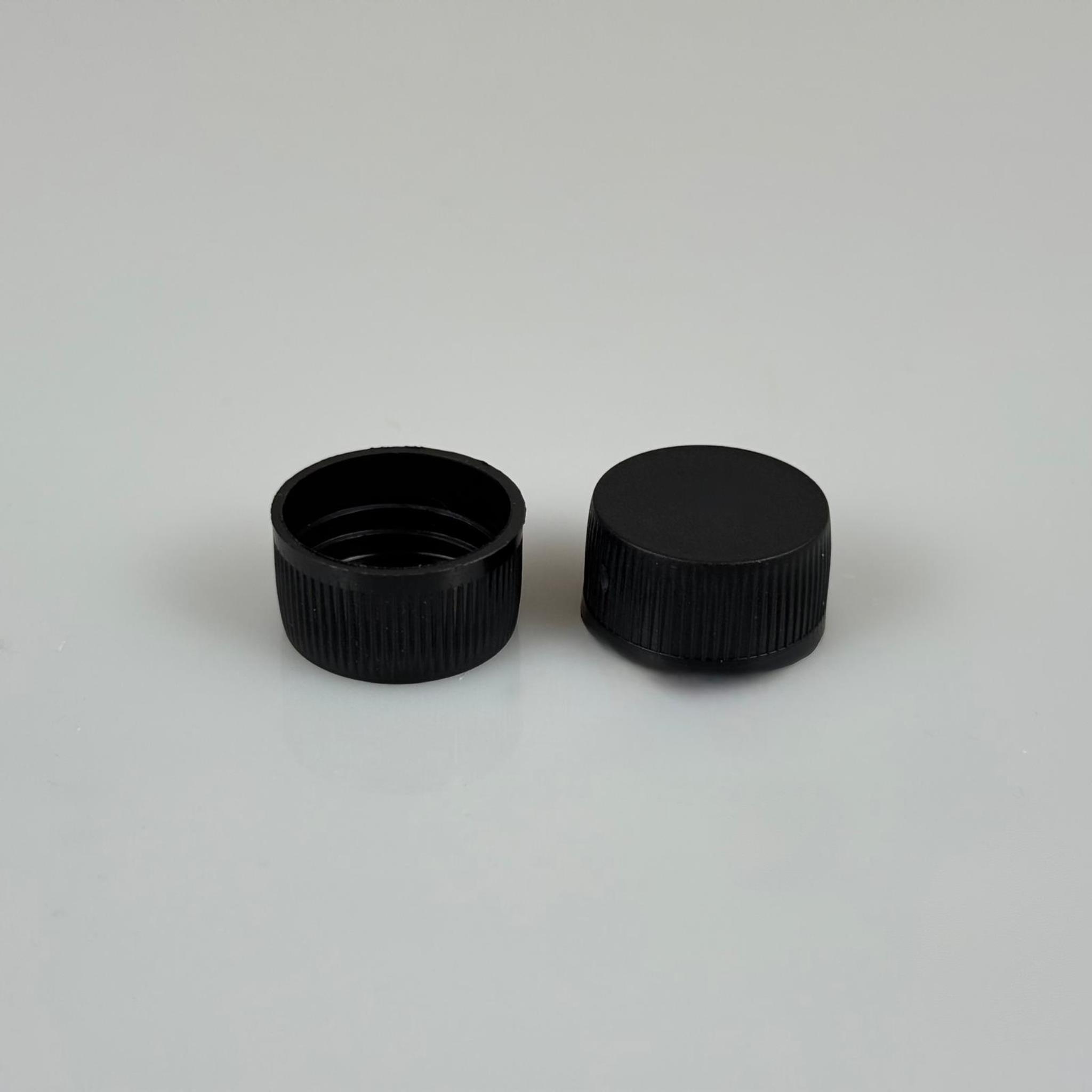 22 MM VİDALI SİYAH PLASTİK KAPAK