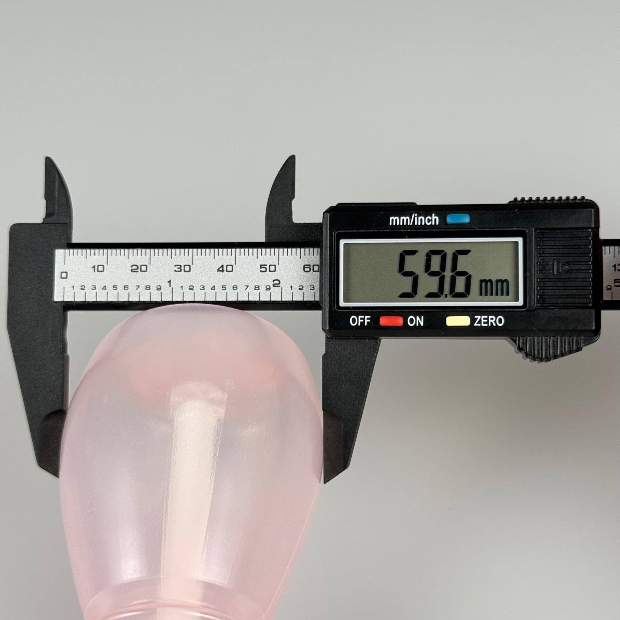 150 CC LAVMAN ŞİŞESİ - 150 ML KİLİTLİ BAŞLIKLI SIKILABİLİR YUMUŞAK PEMBE YARI SAYDAM LAVMAN ŞİŞESİ
