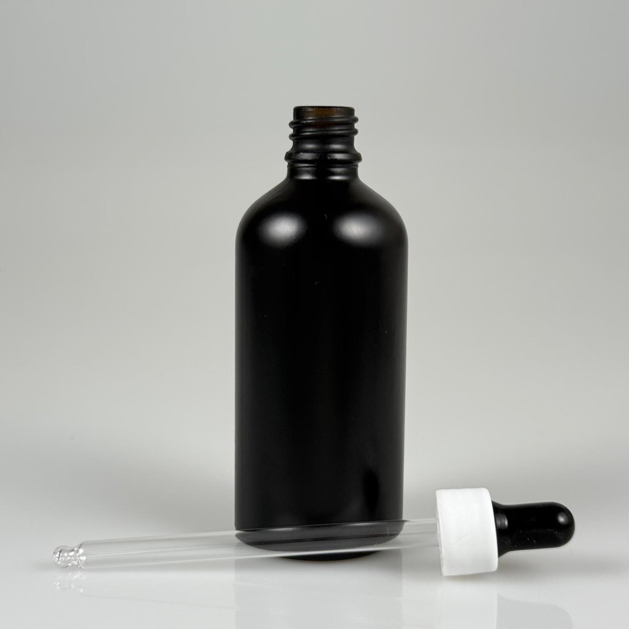 100 CC MAT SİYAH CAM DAMLALIKLI ŞİŞE - SİYAH EMZİK + BEYAZ DÜZ KAPAK + CAM PİPET TAKIM - 100 ML MAT SİYAH DAMLALIKLI ŞİŞE SETİ