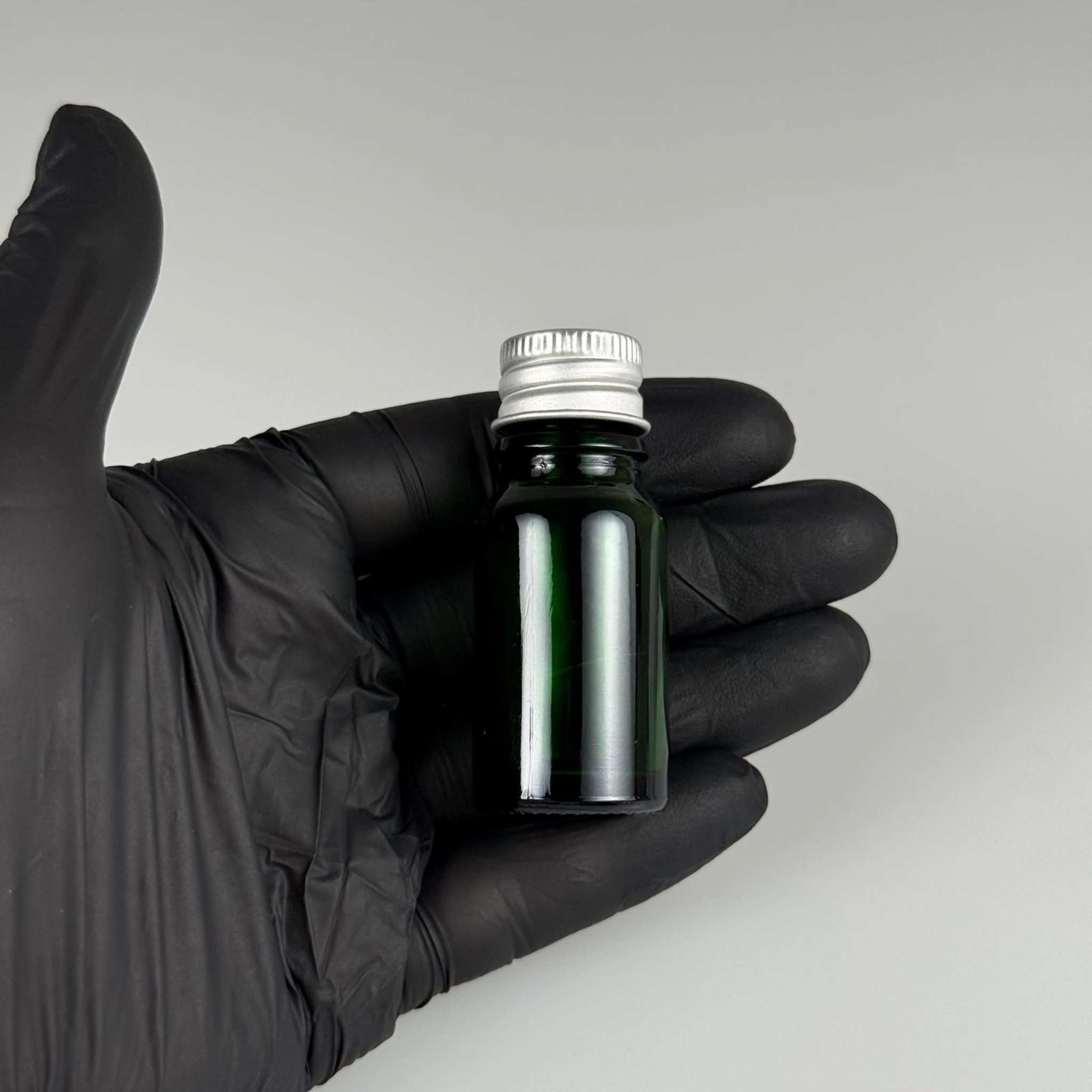 10 CC YEŞİL CAM ŞİŞE + KÖPÜK CONTALI GÜMÜŞ ALÜMİNYUM METAL KAPAKLI + KÖR TIPALI TAKIM - 10 ML YEŞİL CAM ŞİŞE
