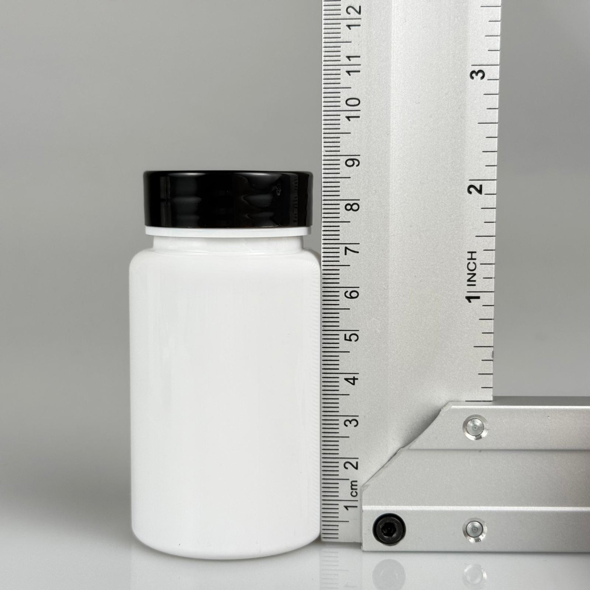 100 CC BEYAZ PET TABLET ŞİŞESİ - SİYAH KAPAKLI - 100 ML KAPSÜL KUTUSU - İLAÇ ŞİŞESİ - MEDİKAL HAP ŞİŞESİ - FARMASÖTİK KAVANOZ