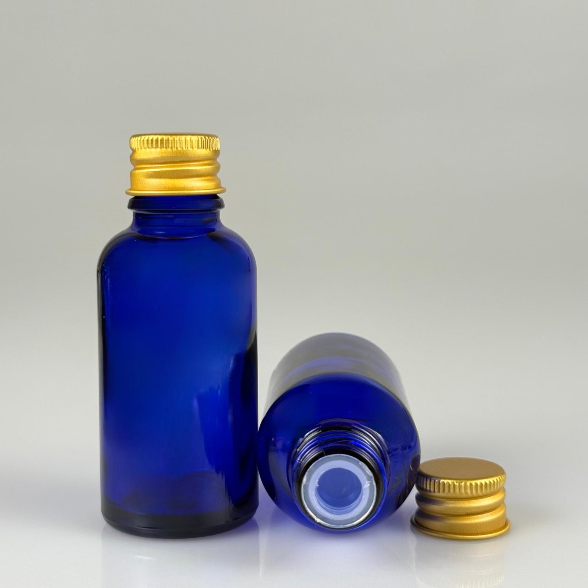 30 CC MAVİ CAM ŞİŞE + KÖPÜK CONTALI GOLD ALÜMİNYUM METAL KAPAKLI + KÖR TIPALI TAKIM - 30 ML MAVİ CAM ŞİŞE