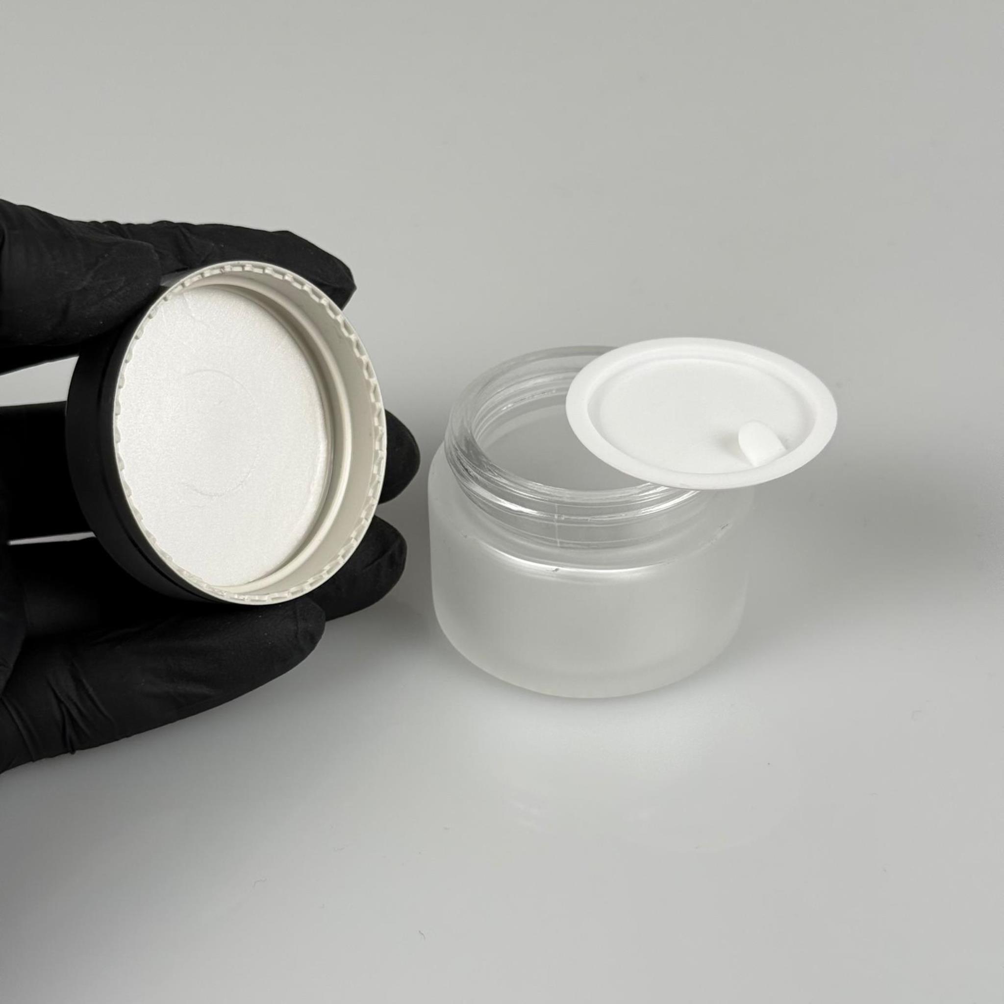 30 CC BUZLU CAM KREM KAVANOZU + YALDIZLI GÜMÜŞ KAPAK + İÇ TIPA - 30 ML Kozmetik ve Bakım Ürünleri İçin Cam Kavanozları
