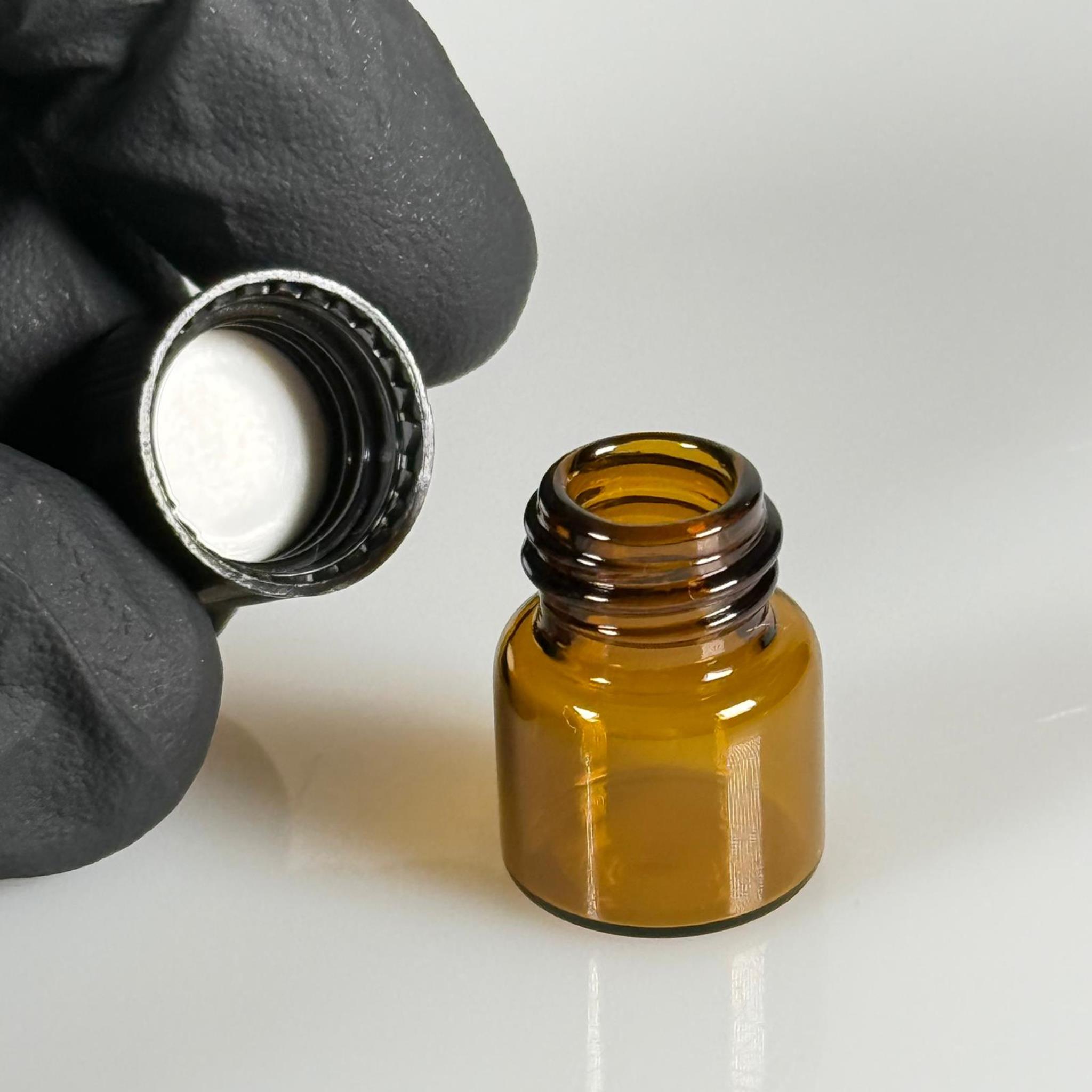 1 CC AMBER CAM ŞİŞE - SİYAH KAPAKLI - 1 ML KAPAKLI CAM ŞİŞE
