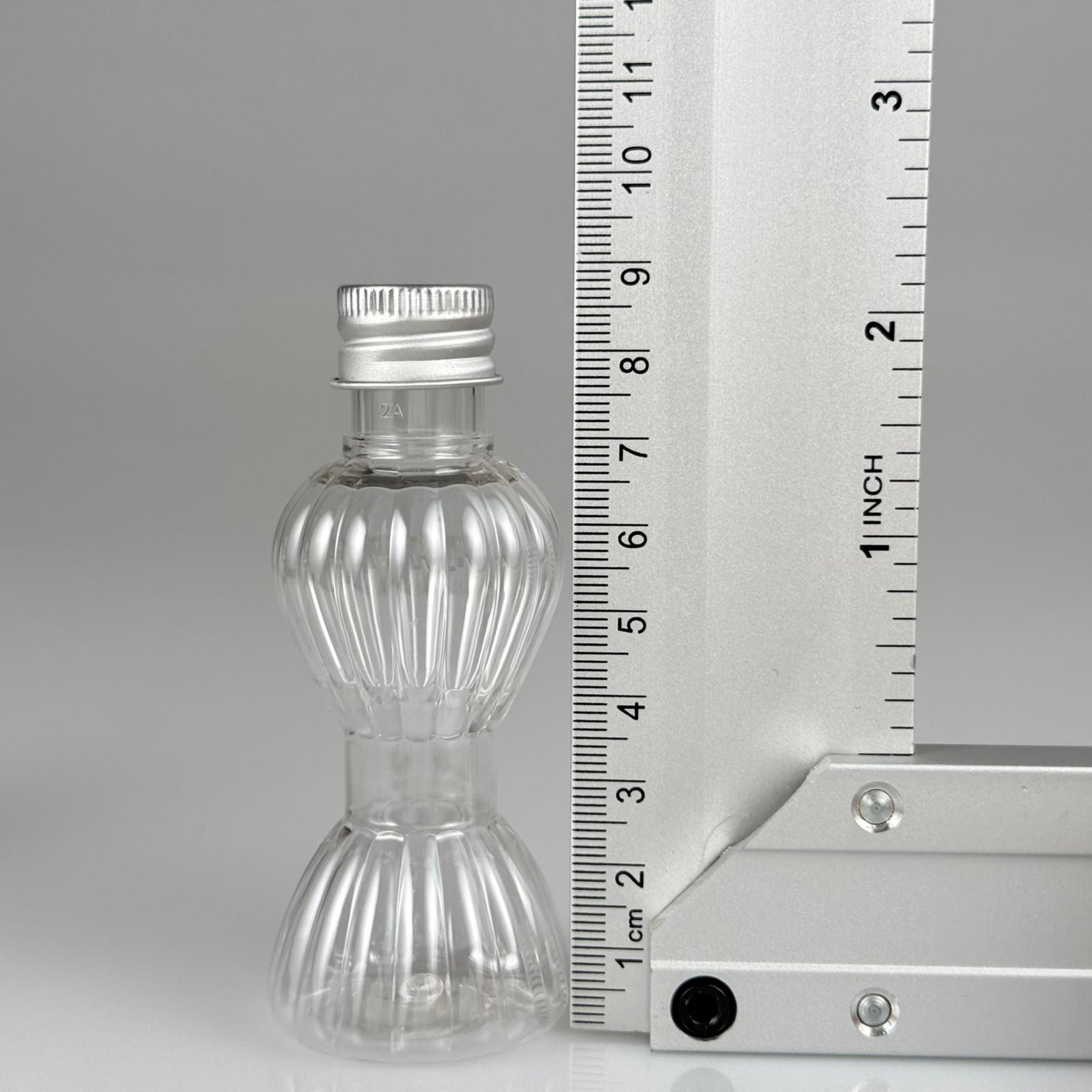 40 CC MİNİ PIRLANTA ŞİŞE + KÖPÜK CONTALI GÜMÜÜŞ ALÜMİNYUM METAL KAPAKLI + DAMLALIKLI KOLONYA TIPALI TIPALI TAKIM - 40 ML CAMPET ŞİŞE
