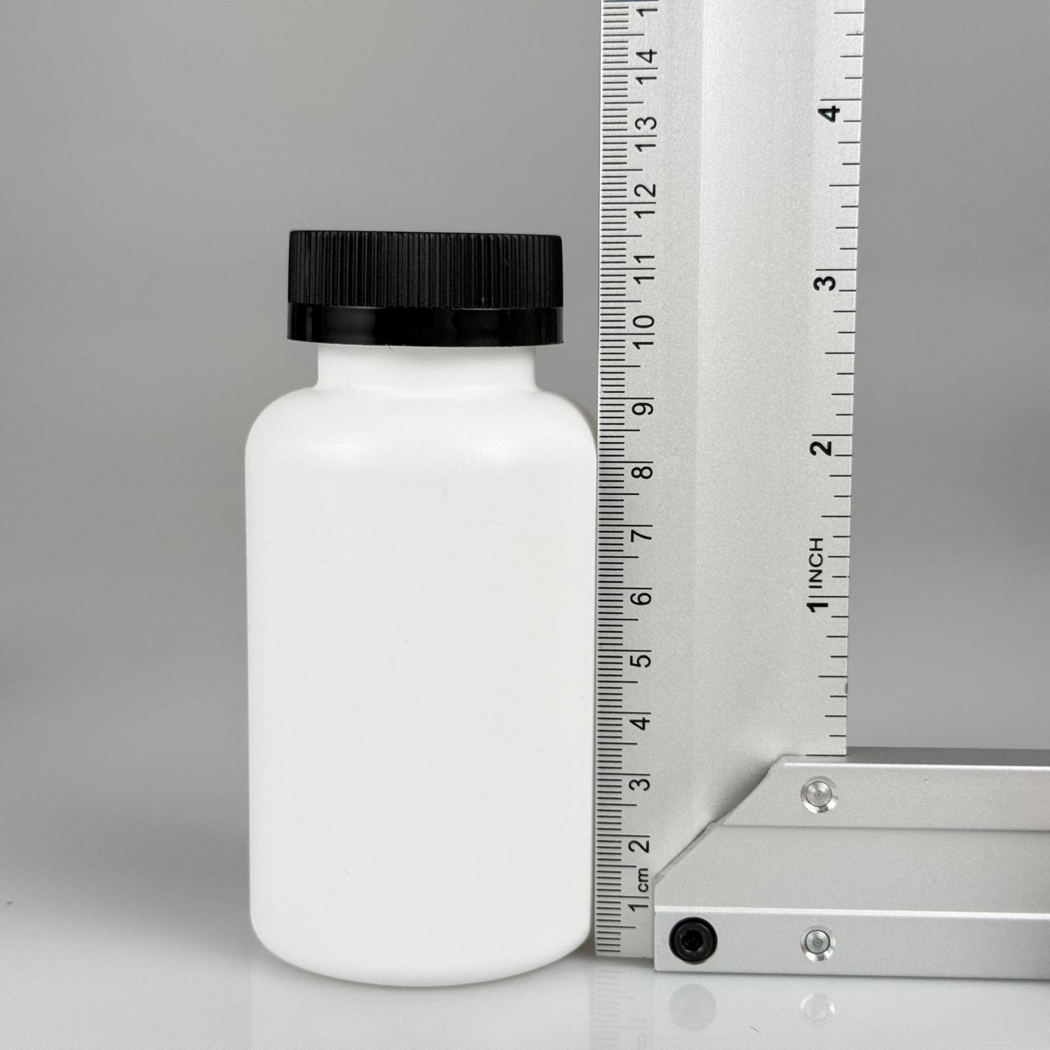 200 ML CONTALI ÇOCUK KİLİT KAPAKLI TABLET ŞİŞESİ  - 200 CC BEYAZ POLİETİLEN HDPE KAVANOZ + 38 MM SİYAH ÇOCUK KİLİTLİ KAPAK + KENDİNDEN YAPIŞKANLI KÖPÜK CONTA TAKIM -  KAPSÜL KUTUSU - İLAÇ ŞİŞESİ - MEDİKAL HAP ŞİŞESİ - FARMASÖTİK KAVANOZ