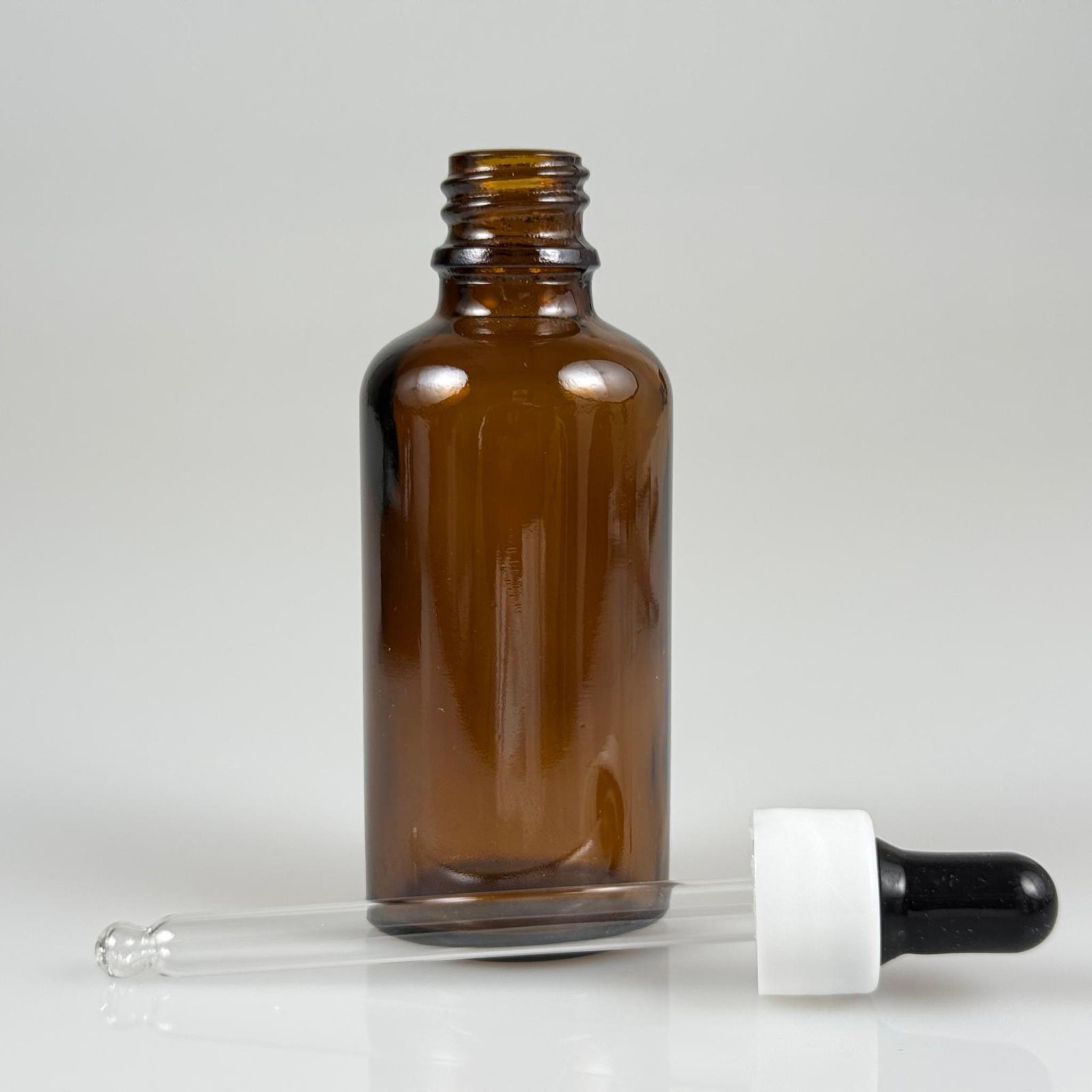 50 CC AMBER CAM DAMLALIKLI ŞİŞE - SİYAH EMZİK + BEYAZ DÜZ KAPAK + CAM PİPET TAKIM - 50 ML KAHVERENGİ DAMLALIKLI ŞİŞE SETİ