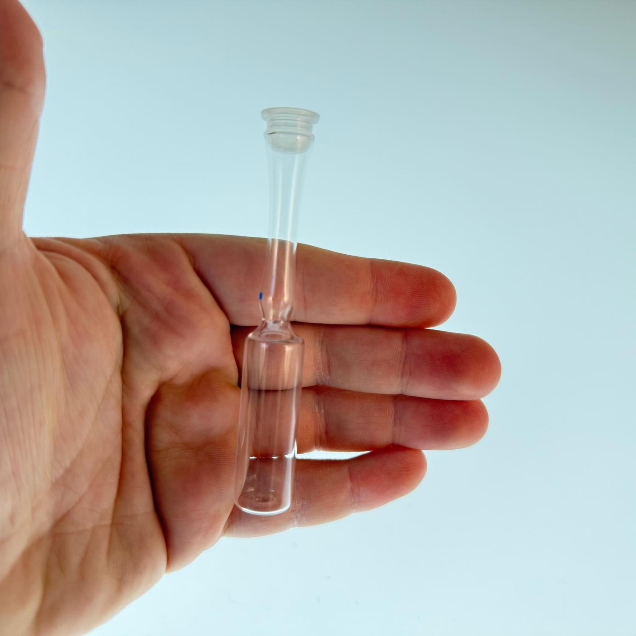 5 ML AMPÜL ŞİŞE + PLASTİK TIPA
