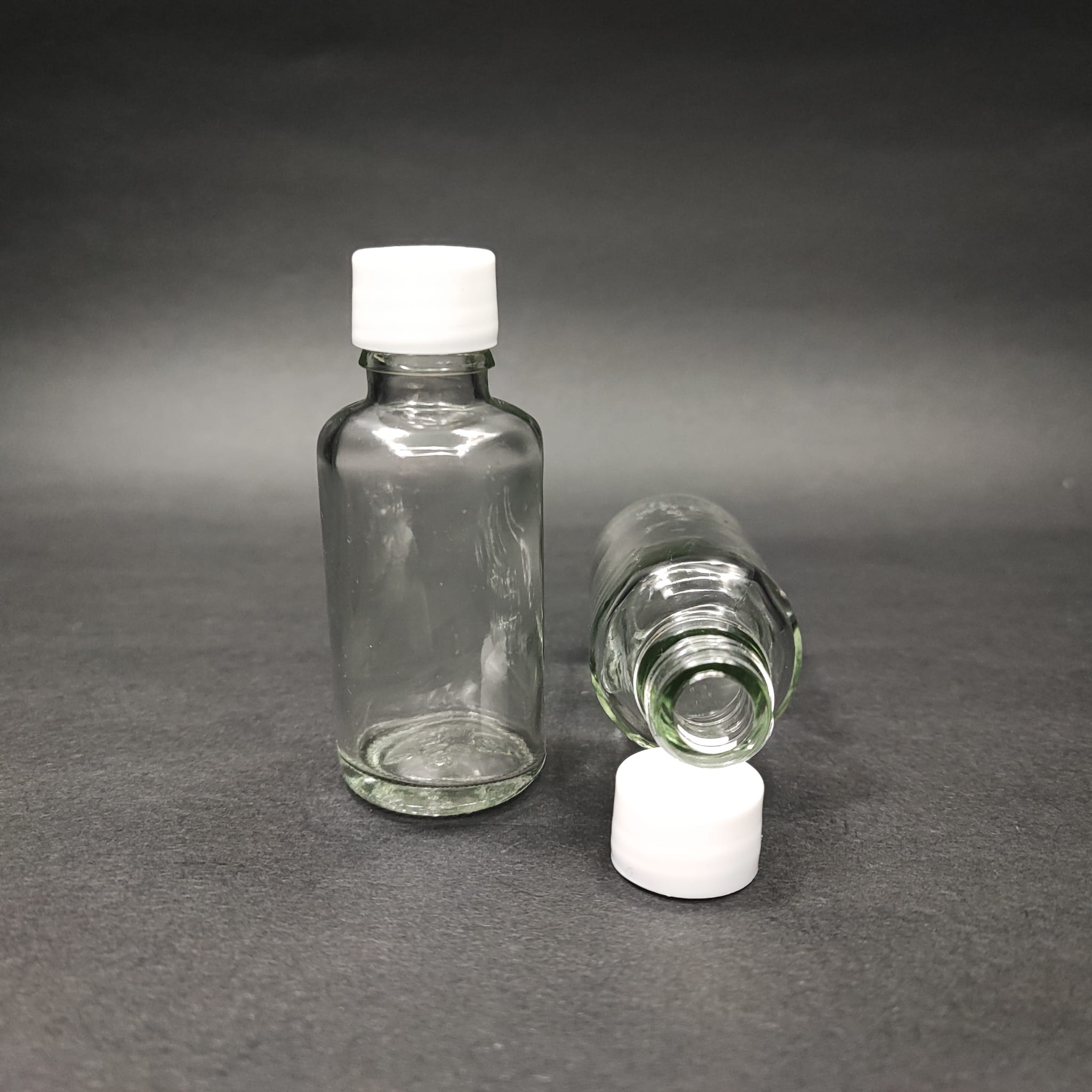 30 CC CAM ŞİŞE + KENDİNDEN CONTALI SIZDIRMAZ BEYAZ KAPAK - 30 ML KAPAKLI CAM ŞİŞE