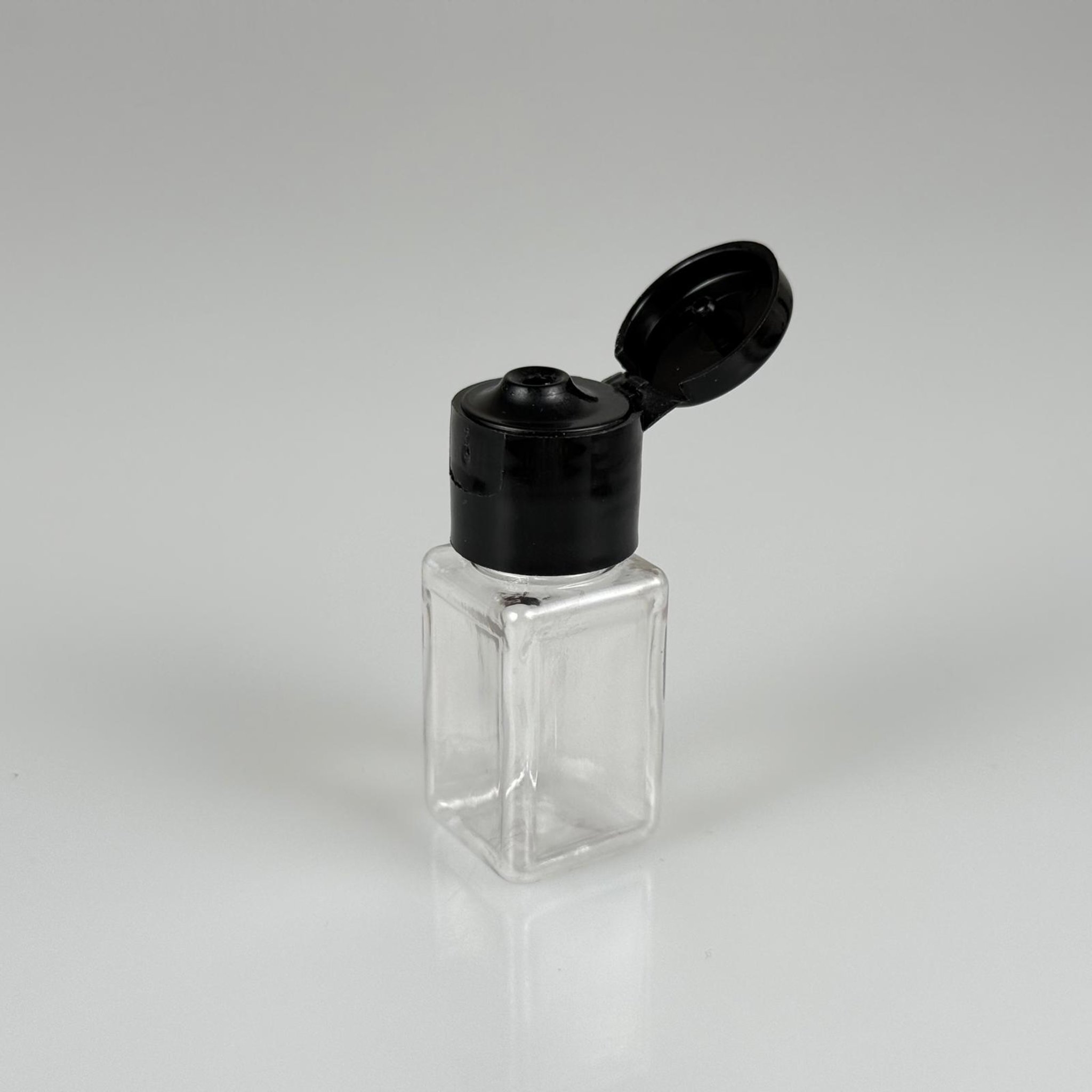 10 ML AÇILIR KAPAKLI ŞEFFAF KARE PET ŞİŞE - 10 CC ŞEFFAF ŞİŞE + SİYAH FLİPTOP KAPAKLI TAKIM