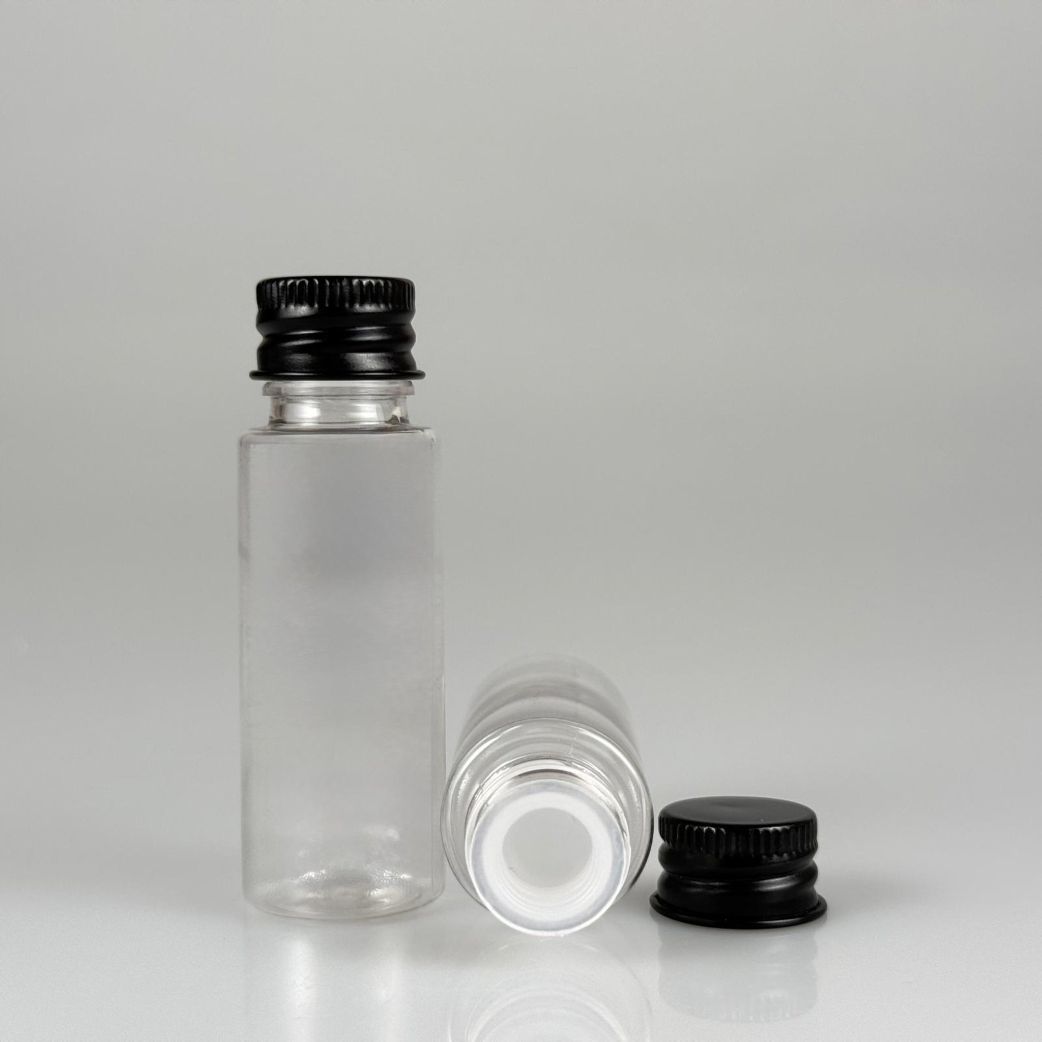 20 CC ŞEFFAF PET SHOT ŞİŞE - KÖPÜK CONTALI SİYAH ALÜMİNYUM METAL KAPAKLI + KÖR TIPALI TAKIM - 20 ML PLASTİK ŞİŞE