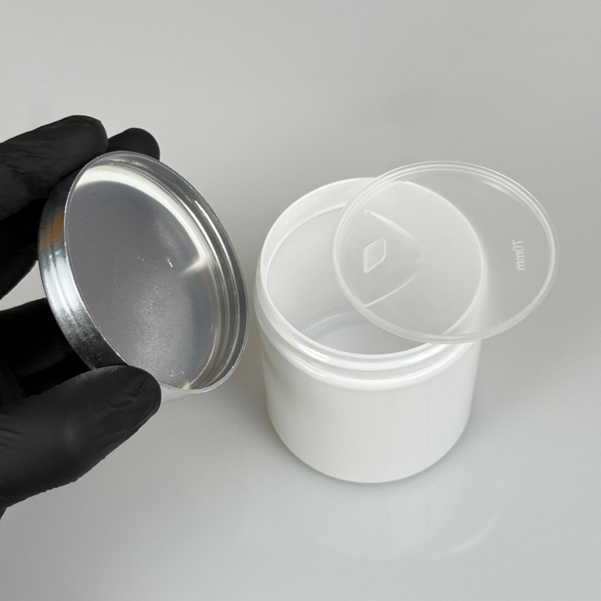 250 ML SERT PET KAVANOZ + GÜMÜŞ KAPLAMALI PLASTİK KAPAK + İÇ TIPA - 250 CC KALIN BEYAZ PLASTİK KAVANOZ GÜMÜŞ KAPLAMALI PLASTİK KAPAKLI İÇ TIPALI TAKIM - KREM KAVANOZLARI