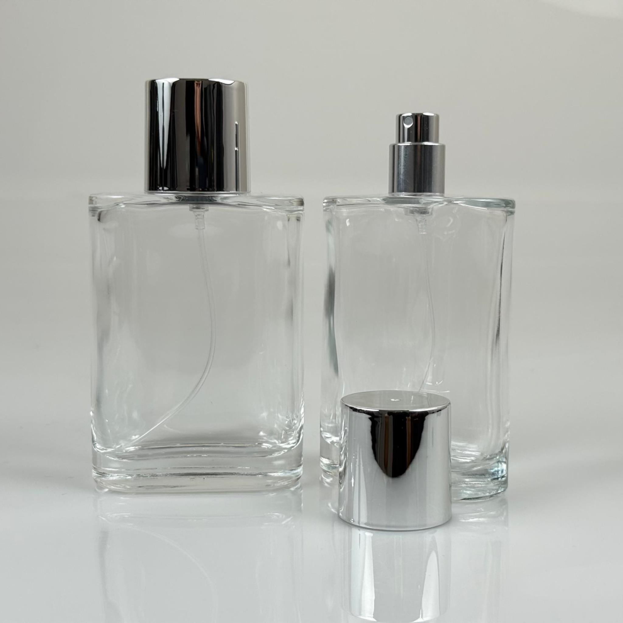 100 ML YASSI MODEL CEO PARFÜM ŞİŞESİ + GÜMÜŞ METAL SPREYLİ + GÜMÜŞ GENİŞ KAPAKLI (AĞIZ 15 MM GEÇME KOLAY KAPAMA)