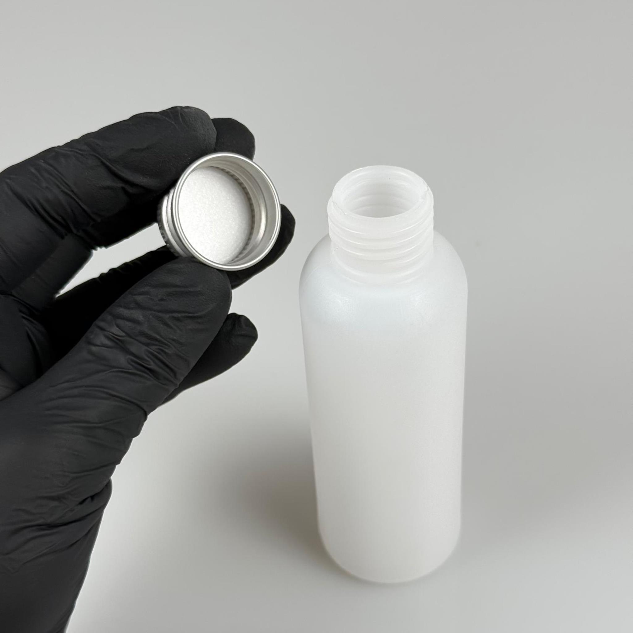 100 CC NATÜREL SERT POLİETİLEN ŞİŞE + GÜMÜŞ METAL KAPAKLI ( 24 MM ) - 100 ML SERT POLİETİLEN ŞİŞE