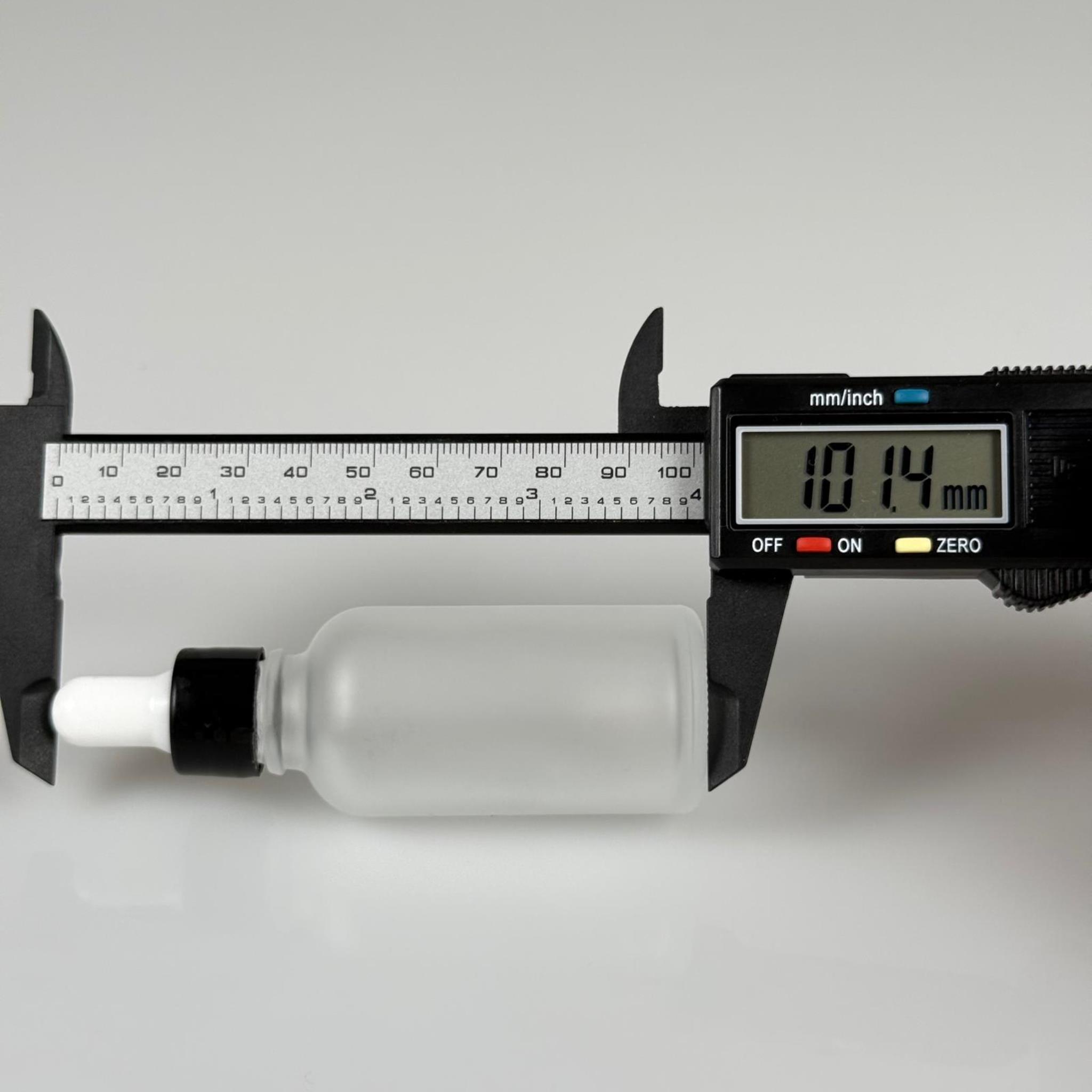 30 CC BUZLU CAM DAMLALIKLI ŞİŞE - BEYAZ EMZİK + SİYAH DÜZ KAPAK + CAM PİPET TAKIM - 30 ML BUZLU CAM DAMLALIKLI ŞİŞE SETİ