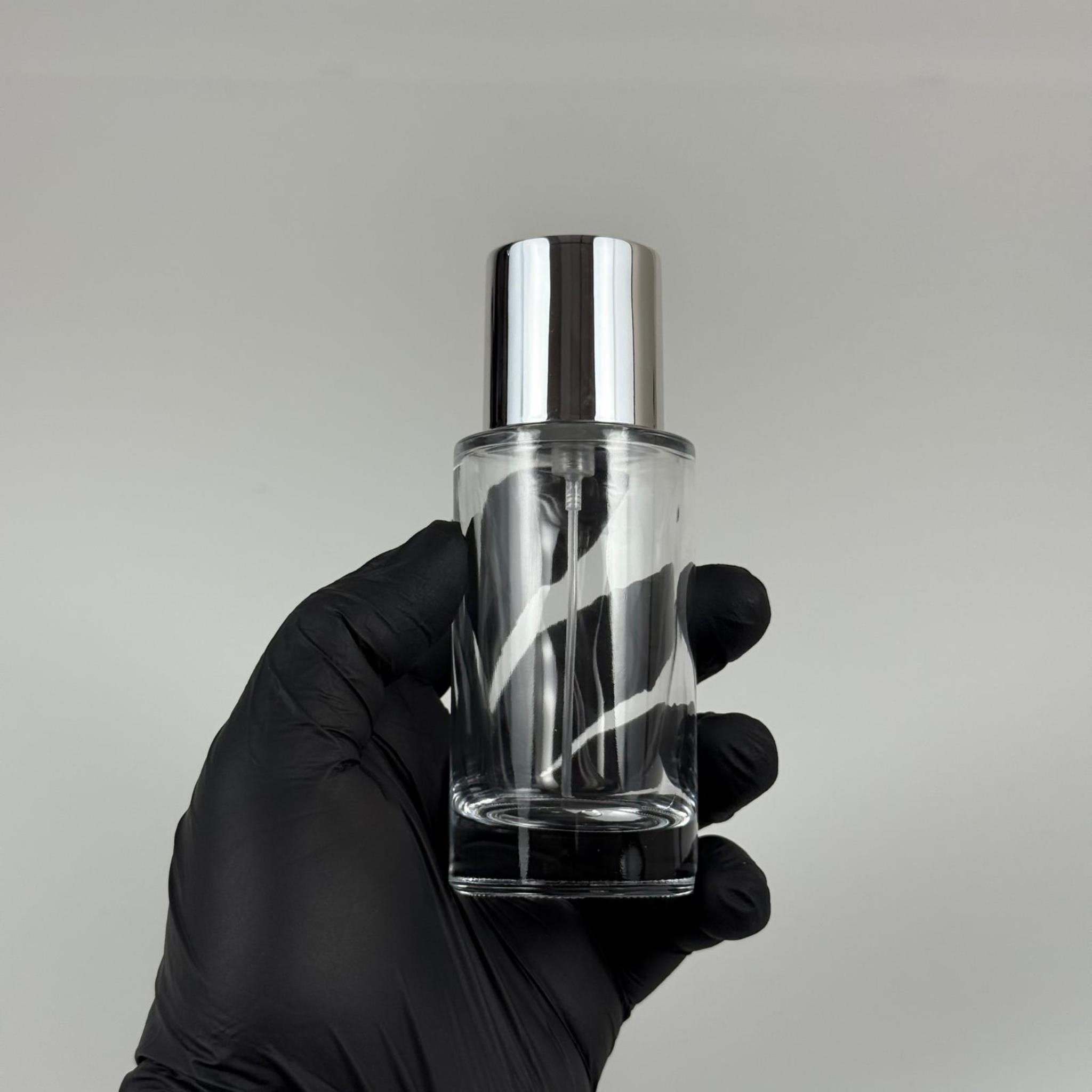 50 ML SİLİNDİR MODEL MARS PARFÜM ŞİŞESİ - SİYAH METAL SPREYLİ + GÜMÜŞ GENİŞ KAPAKLI (AĞIZ 15 MM GEÇME KOLAY KAPAMA)