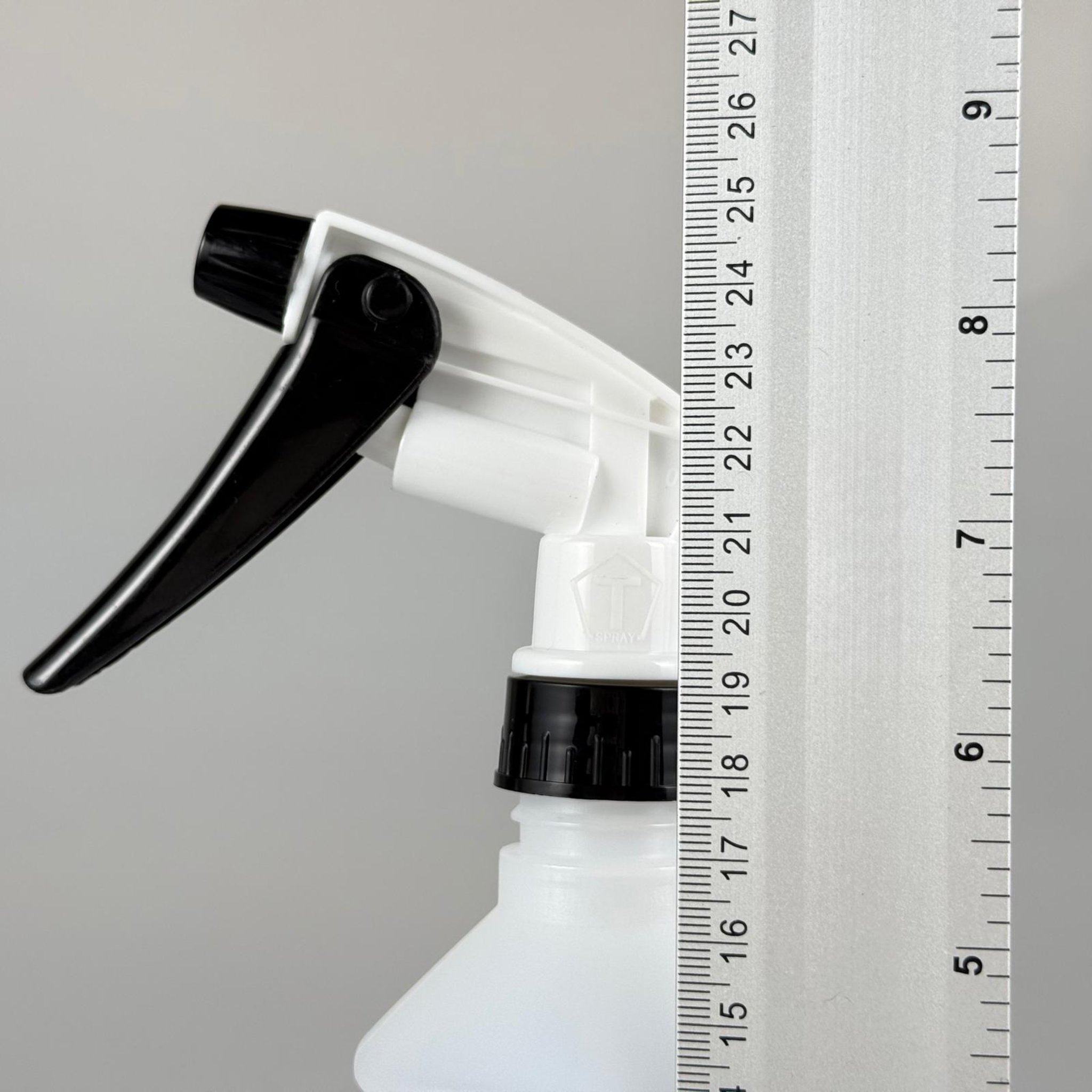 500 CC TİNER ŞİŞESİ - BÜYÜK SİYAH BEYAZ DOZAJLI KİMYASALA DAYANIKLI TRİGER TETİK SPREYLİ - 500 ML KİMYASALA DAYANIKLI PLASTİK ŞİŞE - 0,5 LT POLİETİLEN ŞİŞE - TOMBUL OTO TEMİZLİK ŞİŞESİ