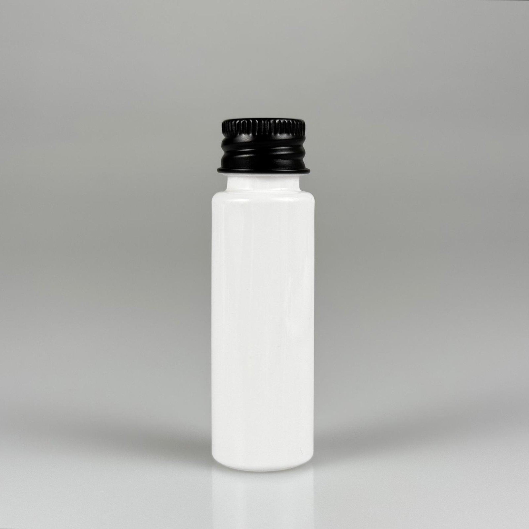 20 CC BEYAZ PET SHOT ŞİŞE - KÖPÜK CONTALI SİYAH ALÜMİNYUM METAL KAPAKLI TAKIM - 20 ML PLASTİK ŞİŞE