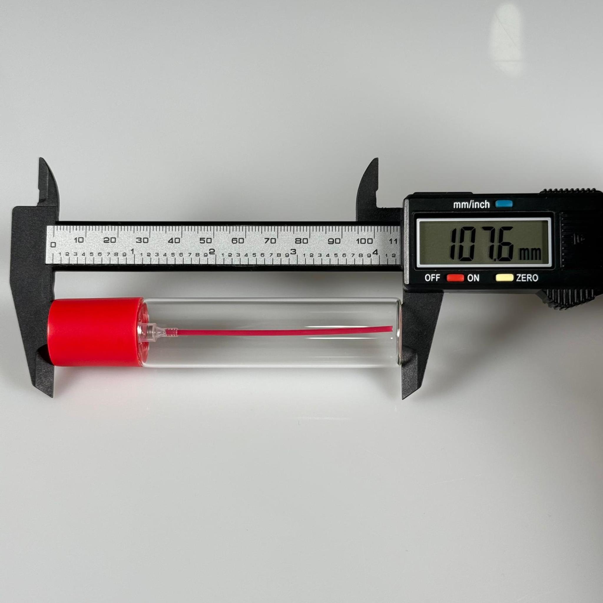 PARFÜM ŞİŞESİ 25 ML - 25 CC PARFÜM AMBALAJI VALFLİ (GEÇME AĞIZ) CAM KALEM PARFÜM İÇİN ŞİŞELERİ - KIRMIZI SPREY + KAPAKLI SET TAKIM