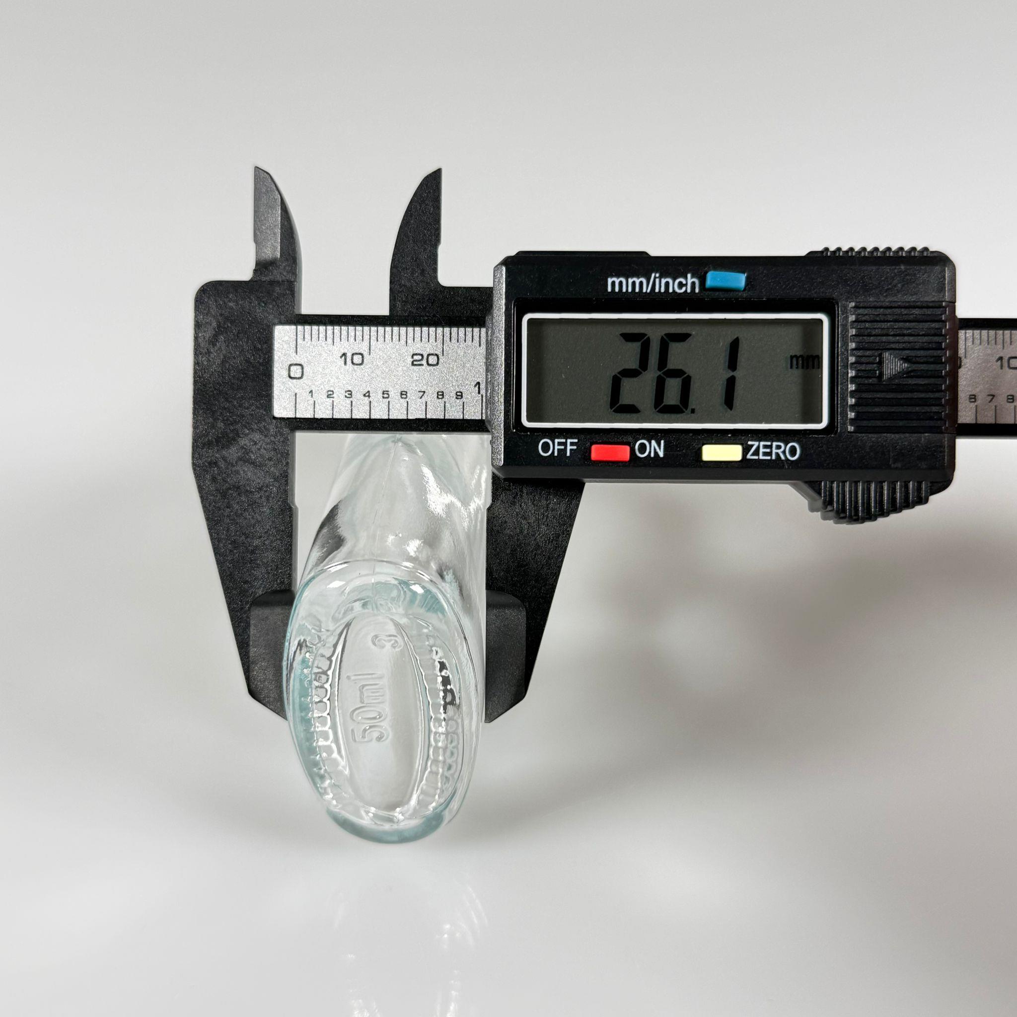 50 CC YASSI CAM ŞİŞE - GÜMÜŞ METAL KAPAKLI KOLONYA TIPALI - 50 ML COLD BREW KOLONYA CAM ŞİŞESİ (TIPA İLE KULLANMAK İÇİN KAPAK CONTASI ÇIKARILIR)