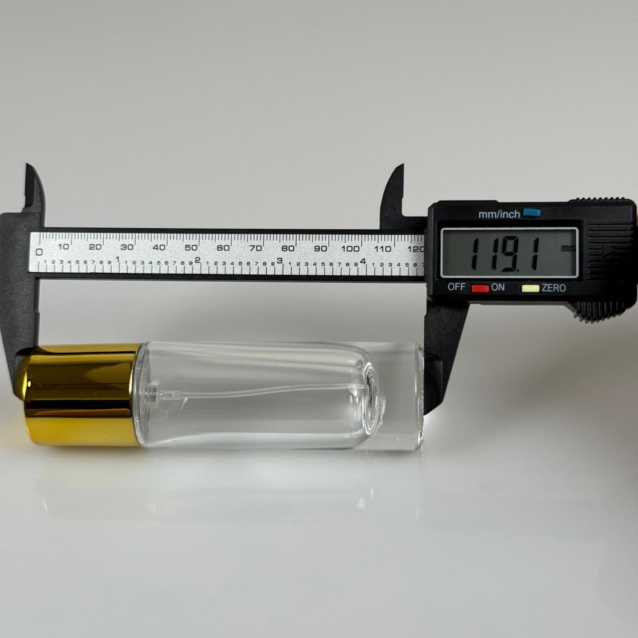 30 ML SİLİNDİR UZUN MODEL PARFÜM ŞİŞESİ - GOLD METAL SPREYLİ + GOLD GENİŞ KAPAKLI (AĞIZ 15 MM GEÇME KOLAY KAPAMA)