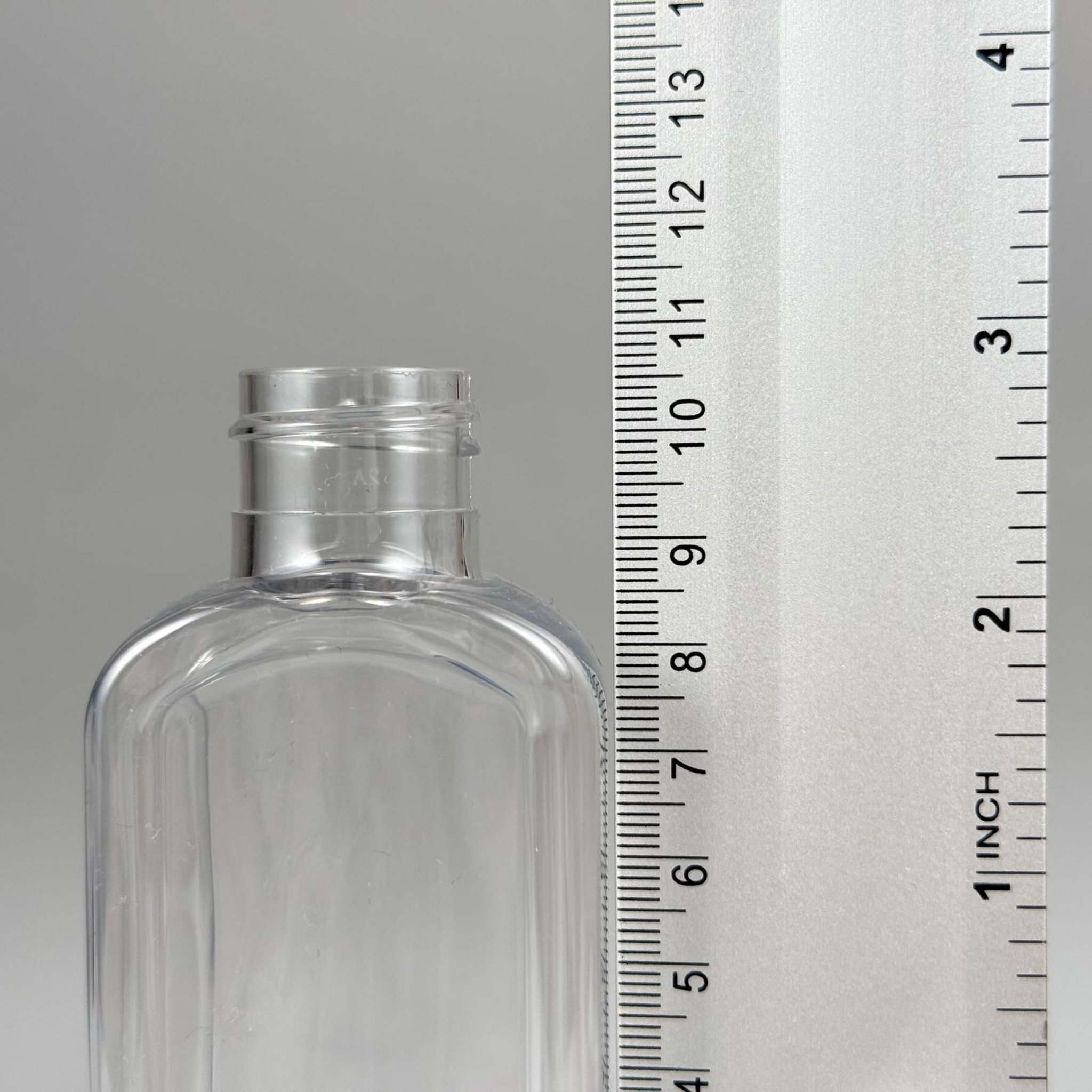 100 CC ŞEFFAF KÖŞELİ YASSI PET ŞİŞE 24 MM İP