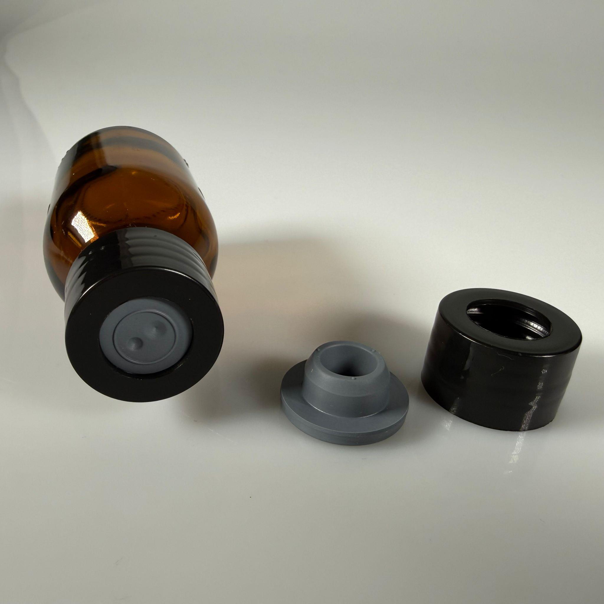 FLAKON ENJEKTÖR SERUM ŞİŞESİ - 50 ML AMBER ECZA CAM ŞİŞE + VİDALI DELİKLİ KAPAK (ELLE ÇEVİREREK KAPANIR) + KAUÇUK BUTİL TIPA TAKIM