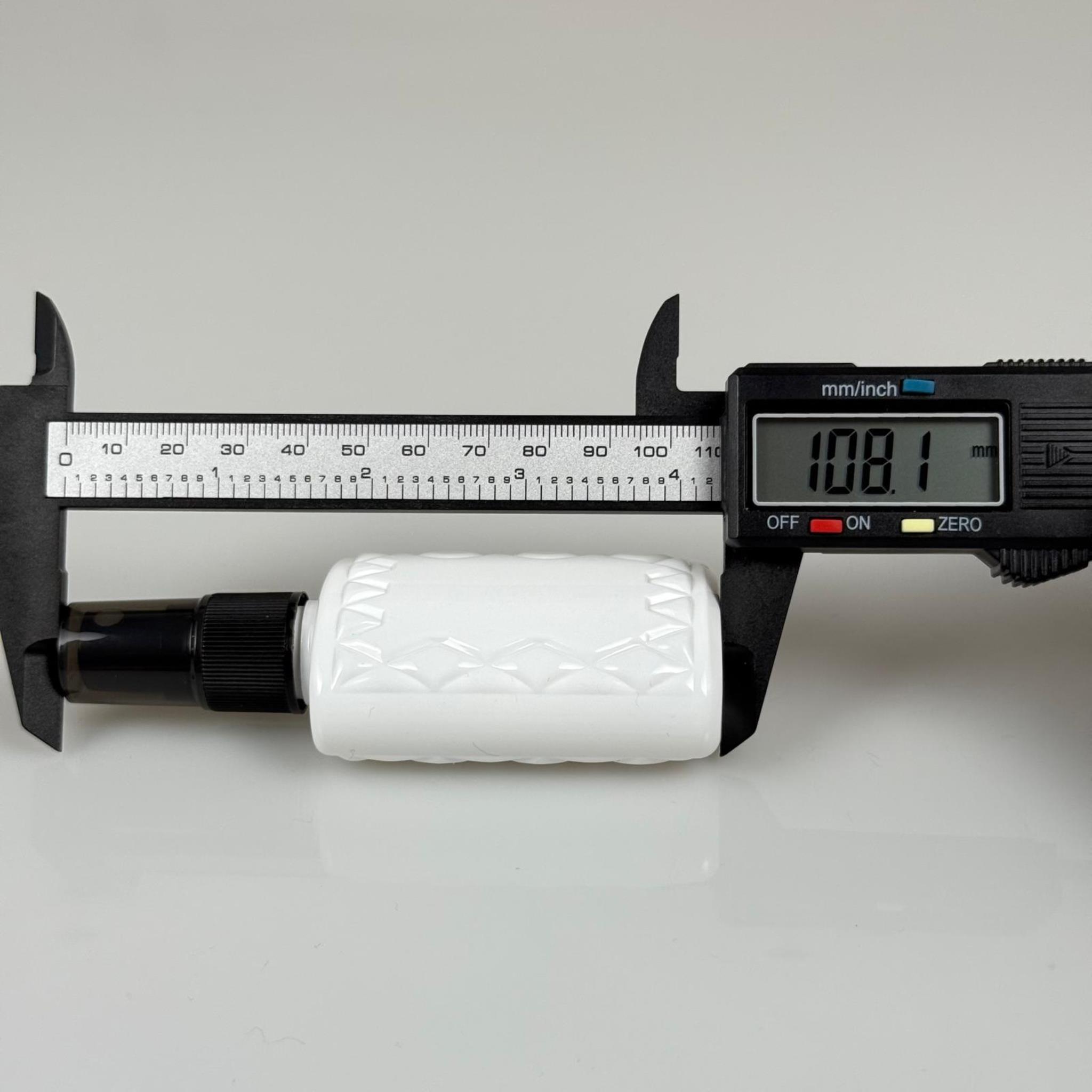 50 CC BEYAZ PET KÖŞELİ PARFÜM ŞİŞESİ  - SİYAH SPREYLİ - 50 ML PLASTİK PARFÜM - KOLONYA ŞİŞESİ