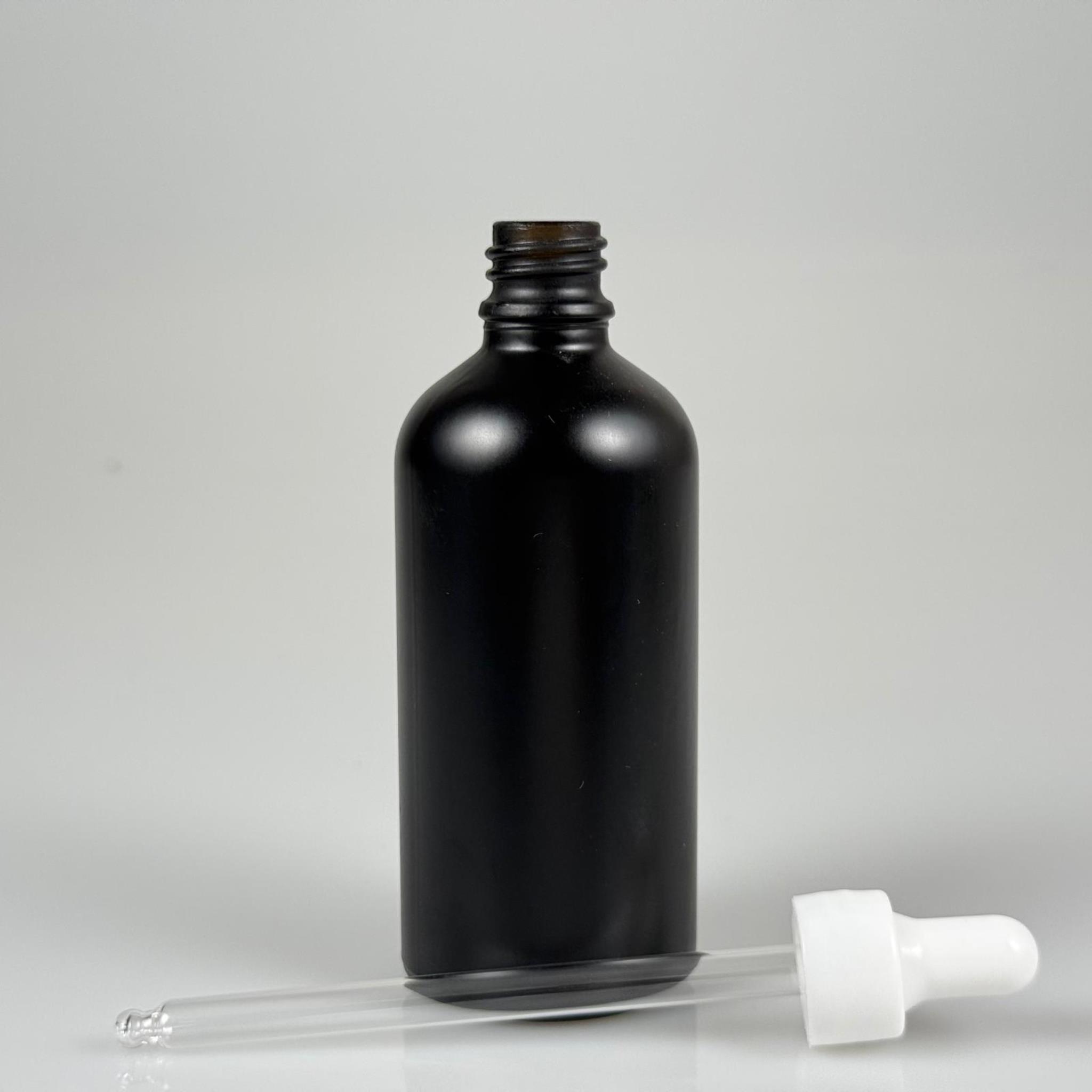 100 CC MAT SİYAH CAM DAMLALIKLI ŞİŞE - BEYAZ EMZİK + BEYAZ DÜZ KAPAK + CAM PİPET TAKIM - 100 ML MAT SİYAH DAMLALIKLI ŞİŞE SETİ